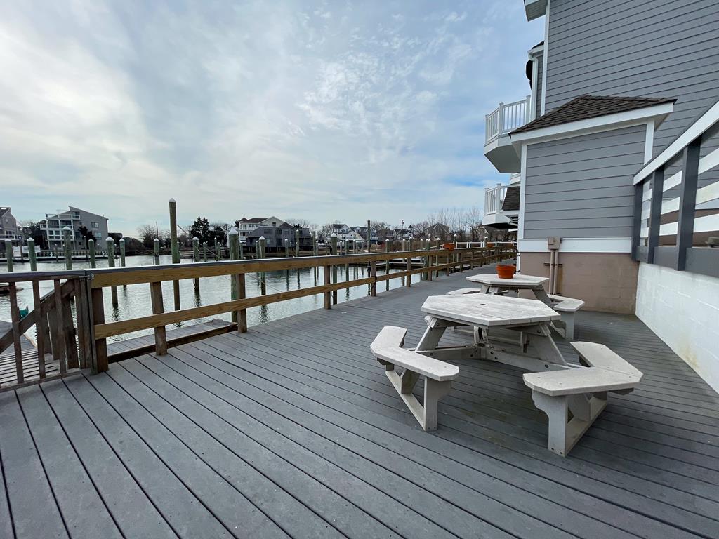 image Outdoor communal area at the building for guests to enjoy between outings.