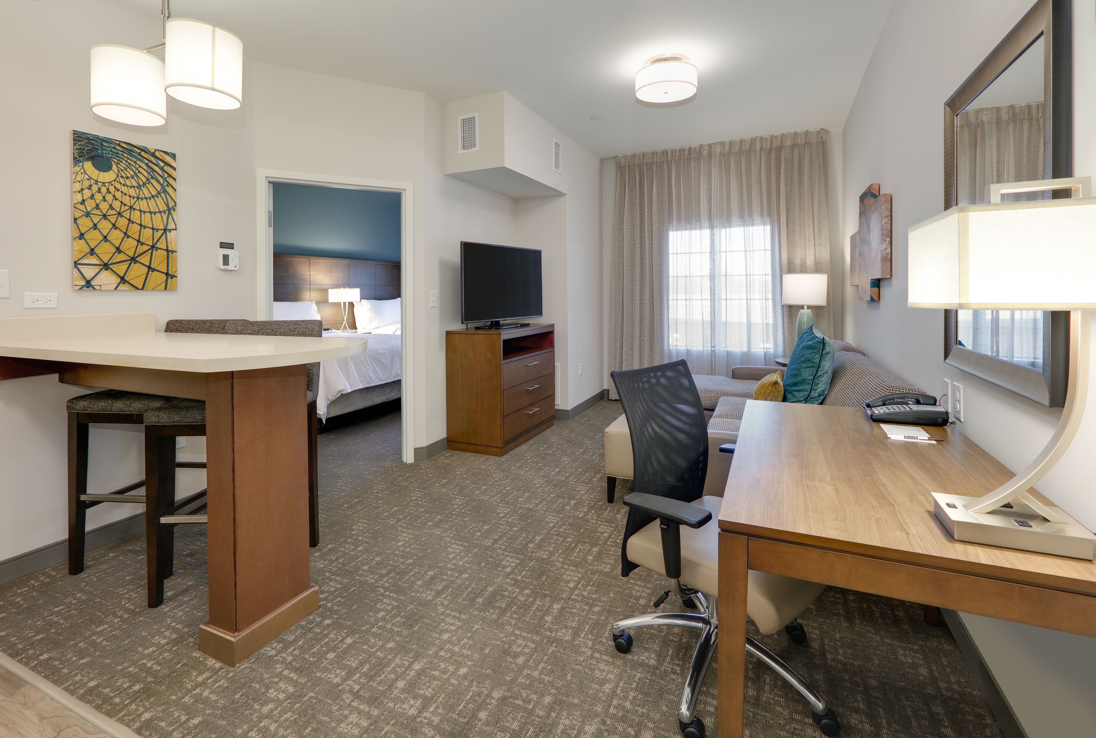 image Versatile dining and leisure area with stylish furnishings.