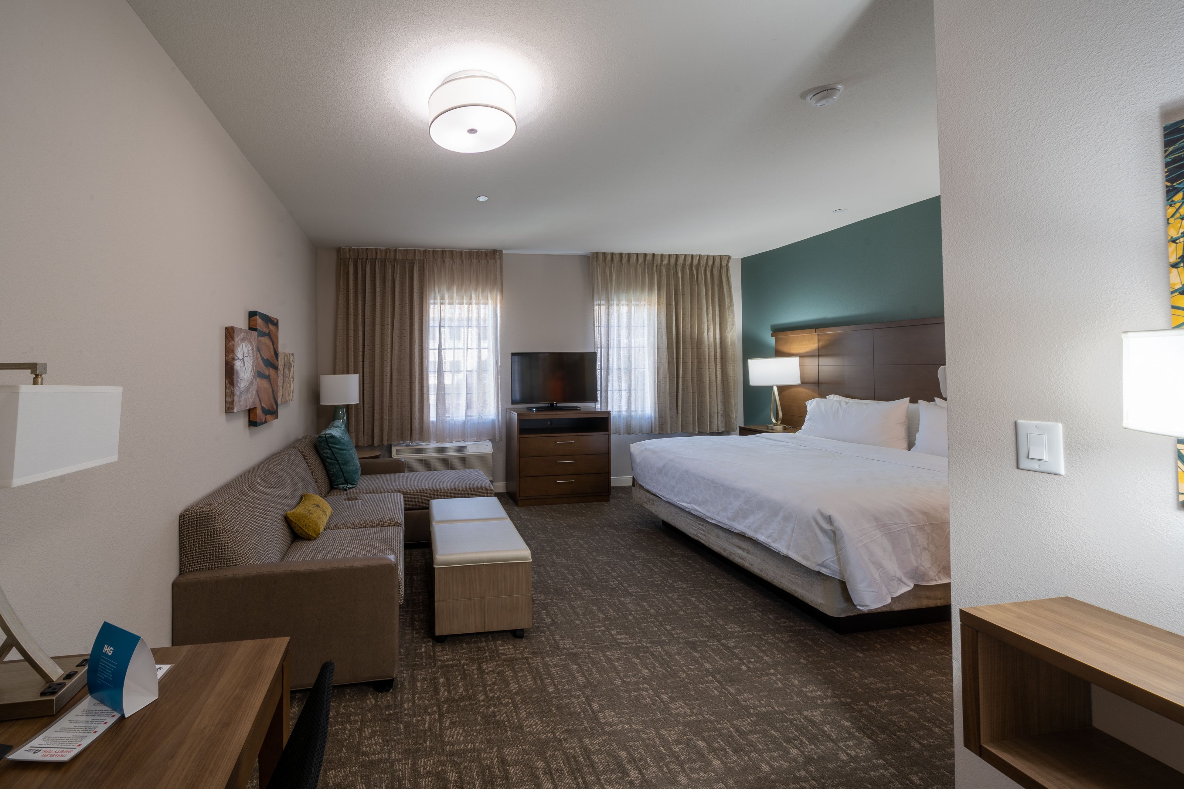 image Experience the blend of style and comfort in this spacious studio, designed for ease and relaxation.