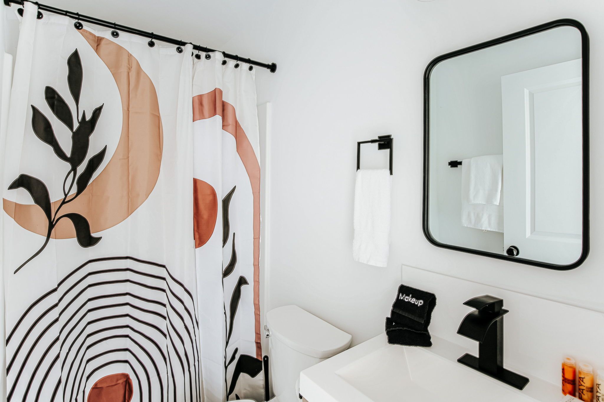 image Refresh in a modern bathroom, featuring sleek design and vibrant decor.