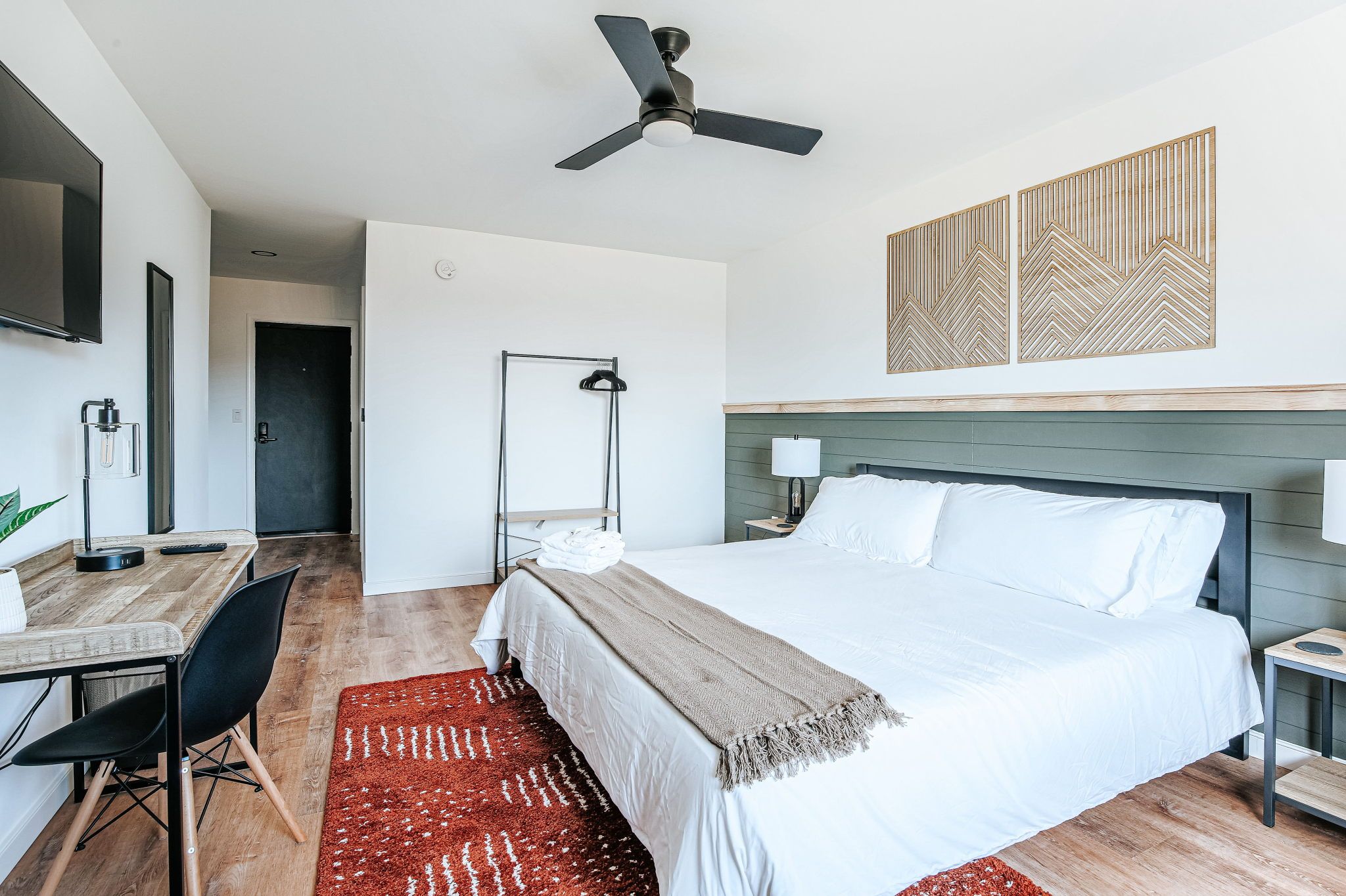image Unwind in your inviting retreat, featuring a warm ambiance and a blend of modern design.