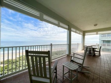 image Private balcony with seating and open ocean views — morning waves and sea breeze included