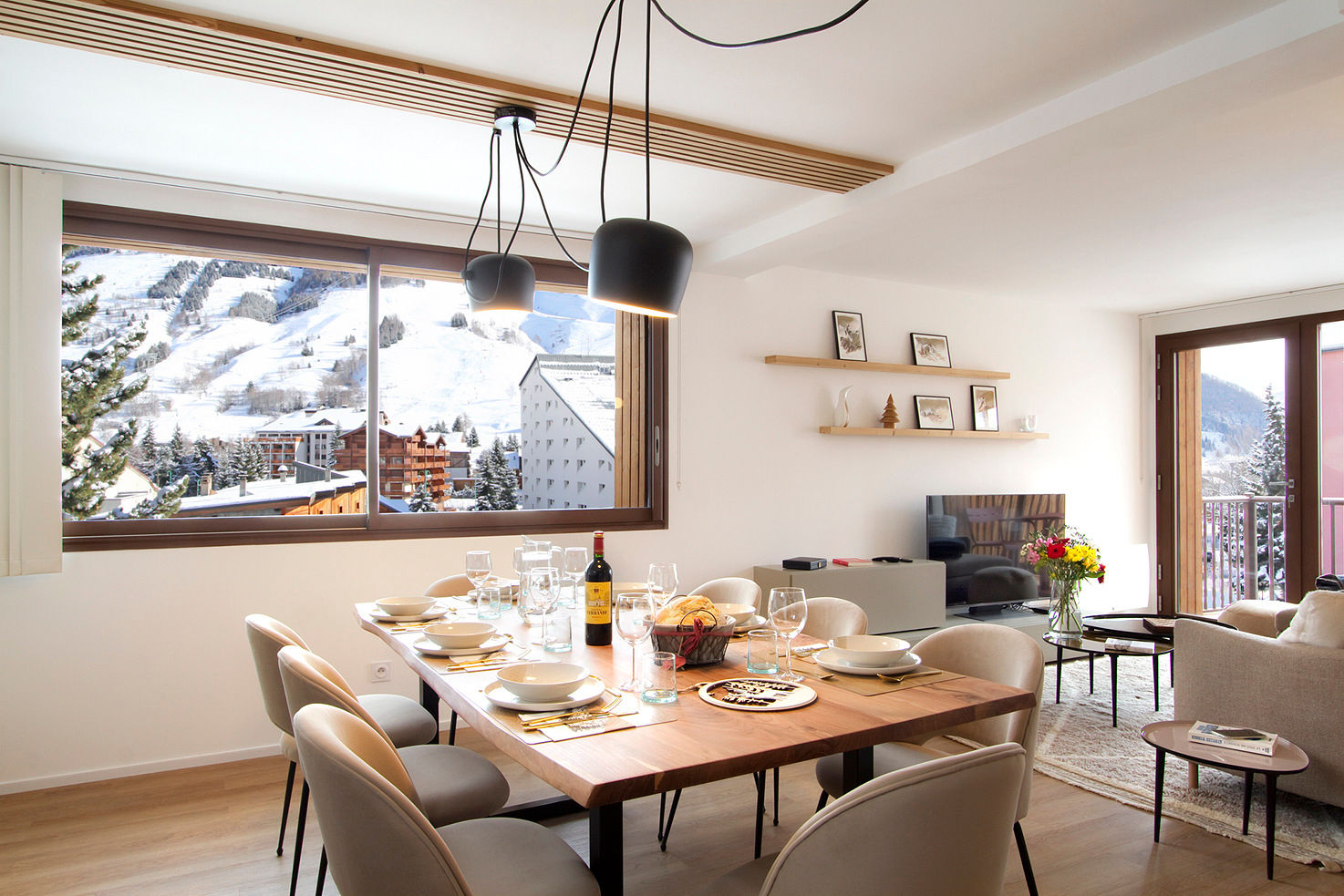 image Eat breakfast at the table with the mountains right outside.