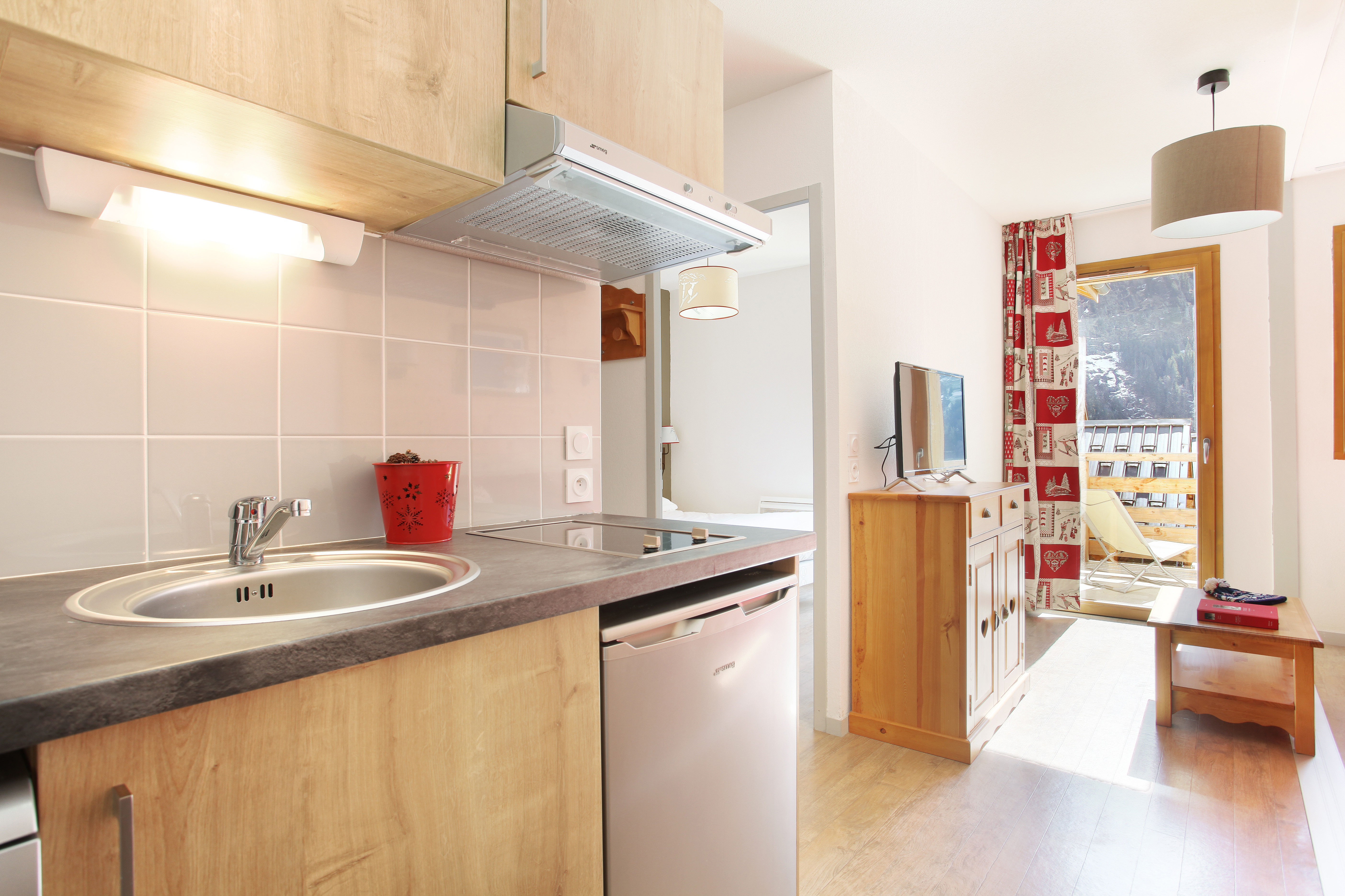 image Cook up meals in the kitchenette, fitted with a ceramic hob and Nespresso machine