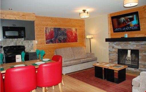 image This newly-renovated condo has stylish mountain decor and beautiful hardwood floors.