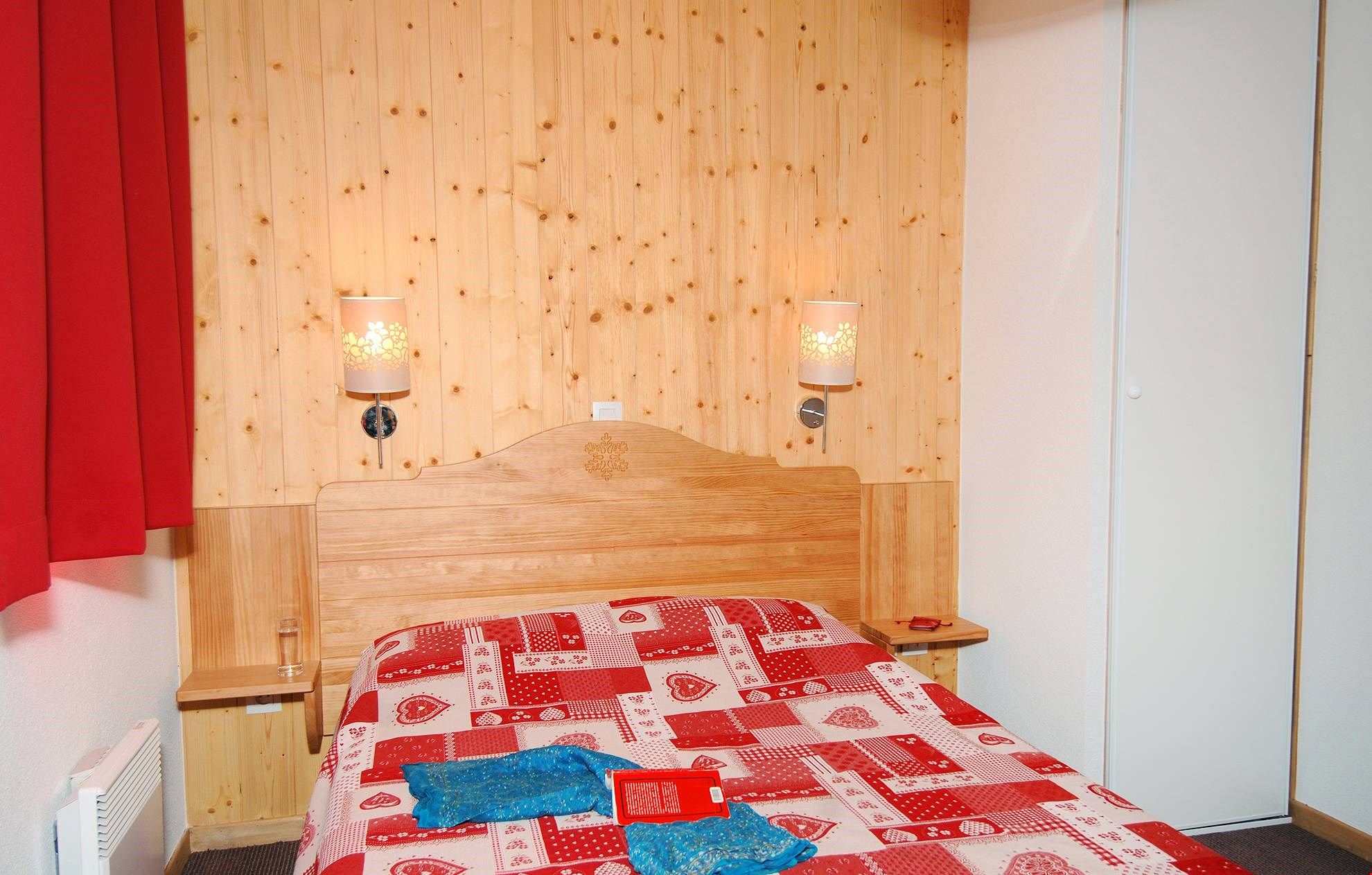 image There are a variety of bedding configurations available. Let us know your preference!