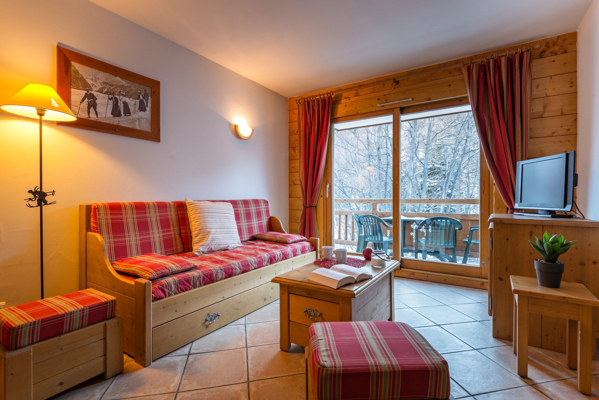 image Stay in our charming and cozy apartment in Serre Chevalier!