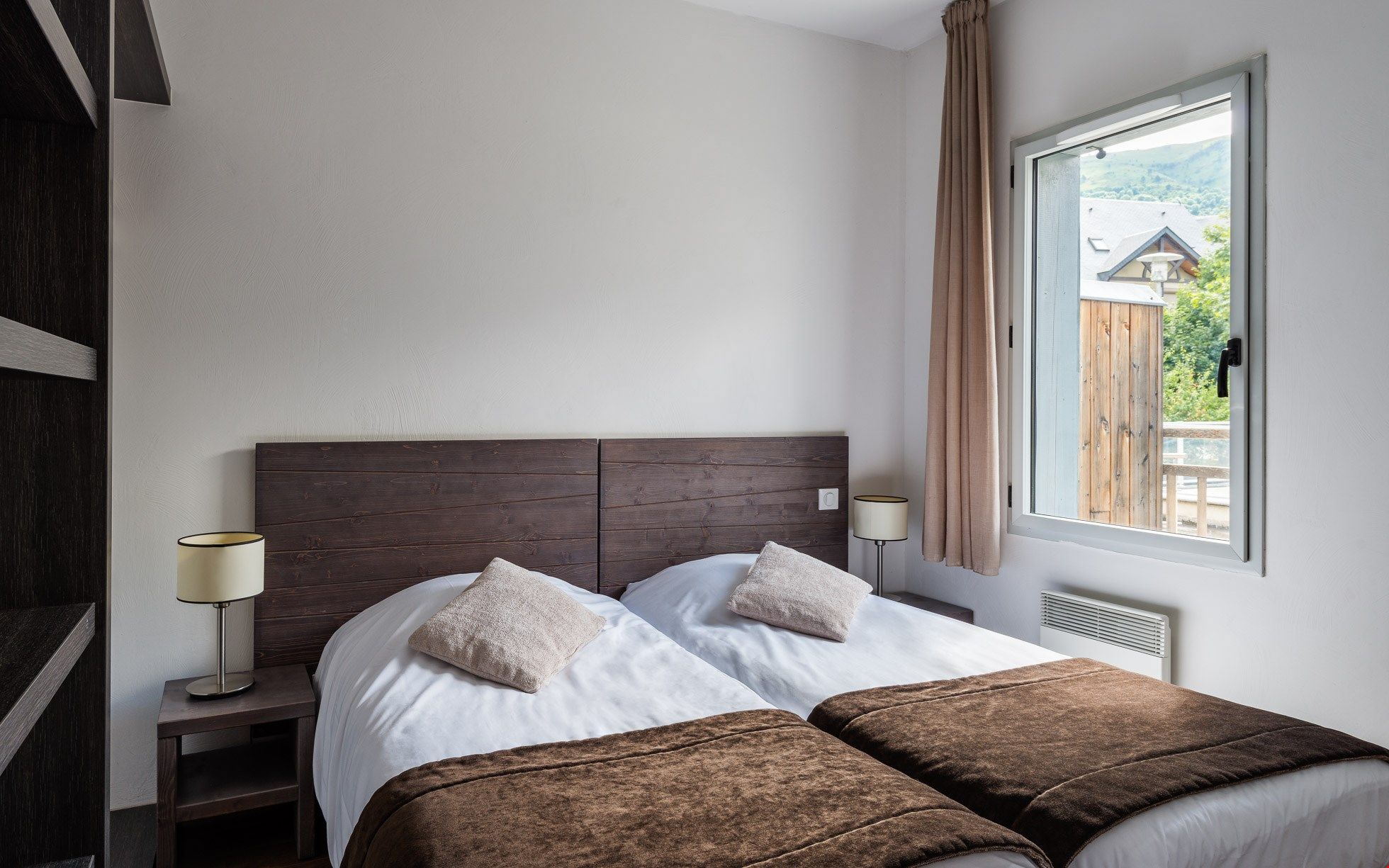 image The second bedroom may contain 2 Single beds or a Bunk bed - let us know what you prefer!