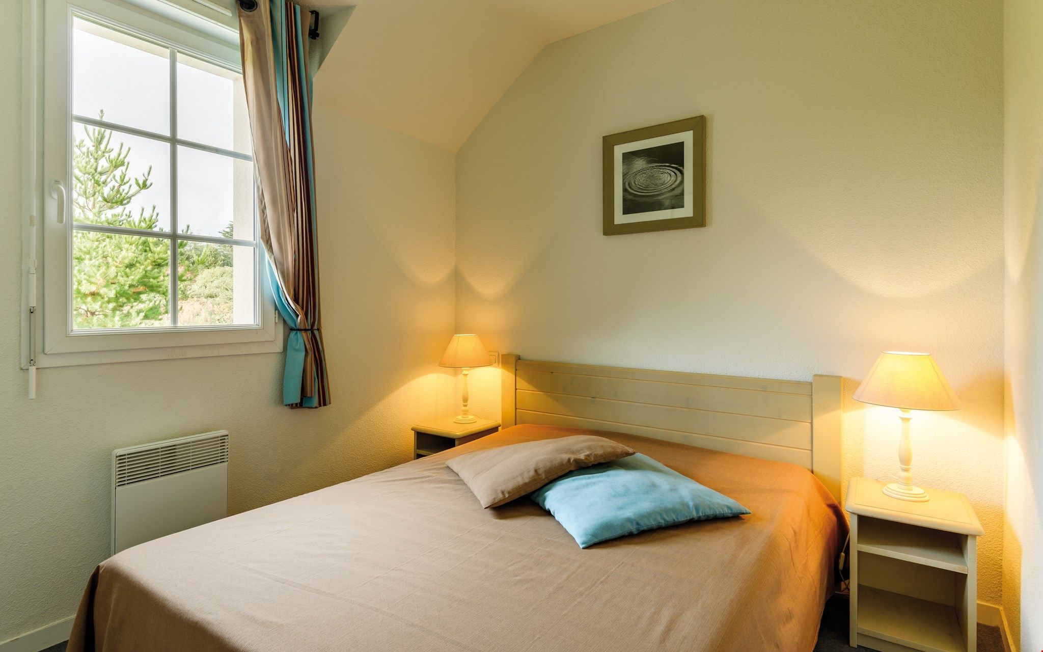 image Drift to sleep in this plush bed.