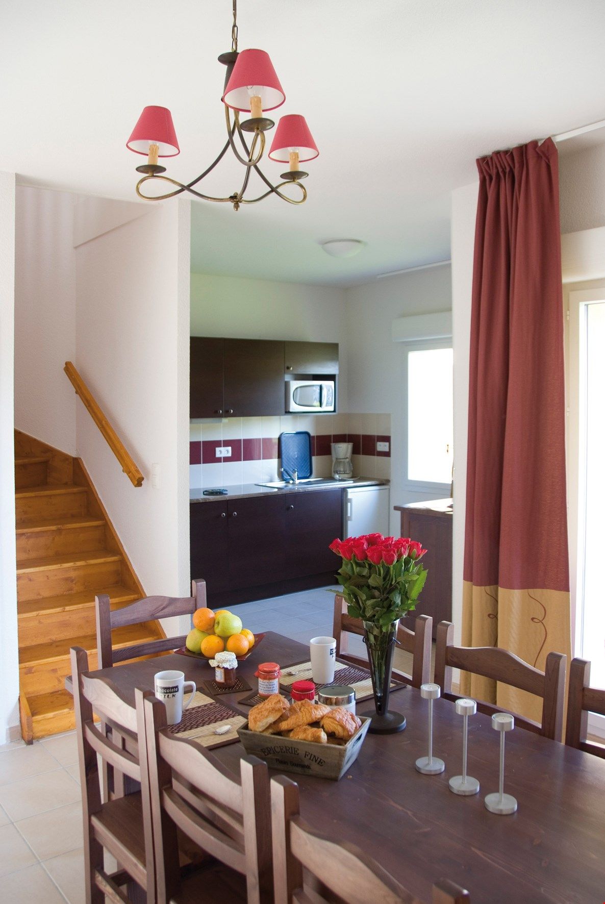 image The kitchenette allows you to make simple meals at home when you don't feel like going out.