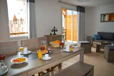 Entertain and dine at the dining table.