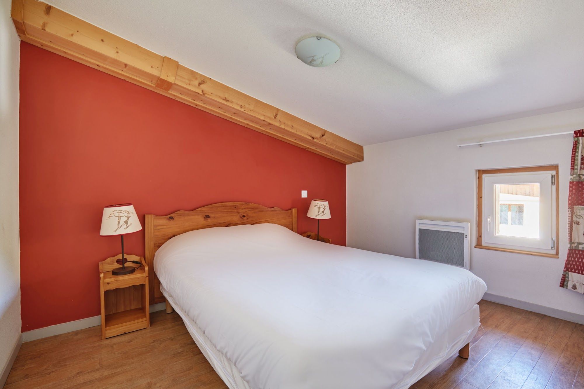 image Bedroom with a double bed and bedside lamps