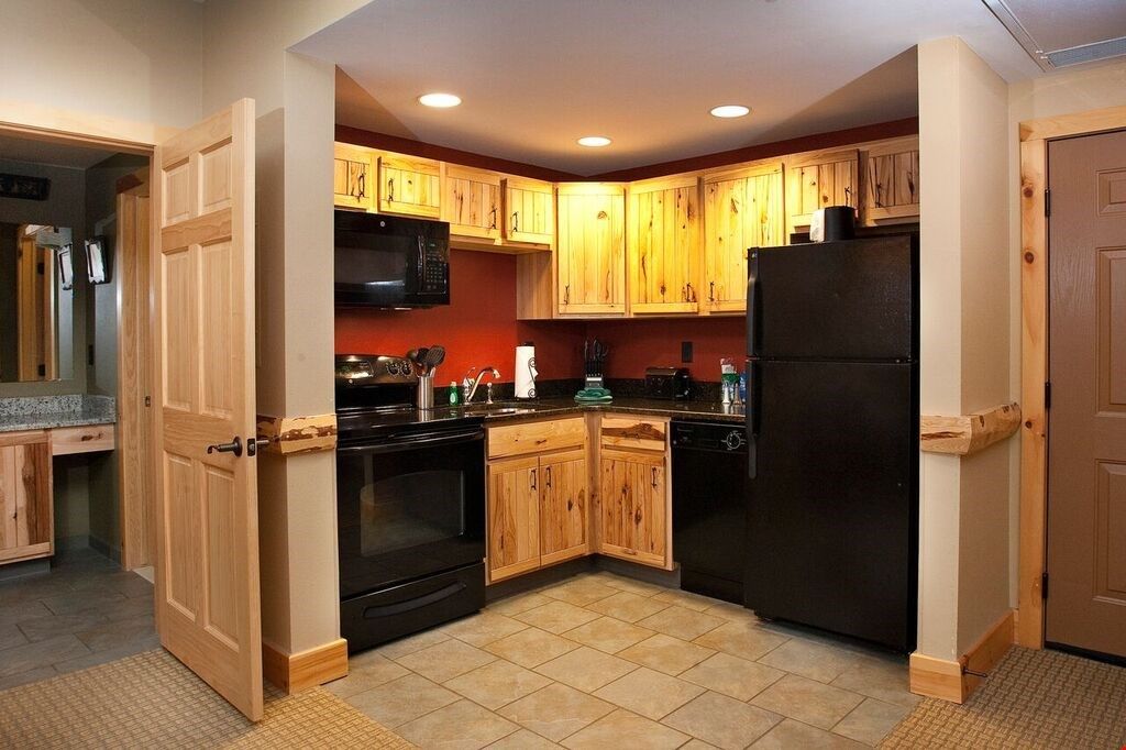image Cook gourmet meals in the fully equipped, wood furnished kitchen