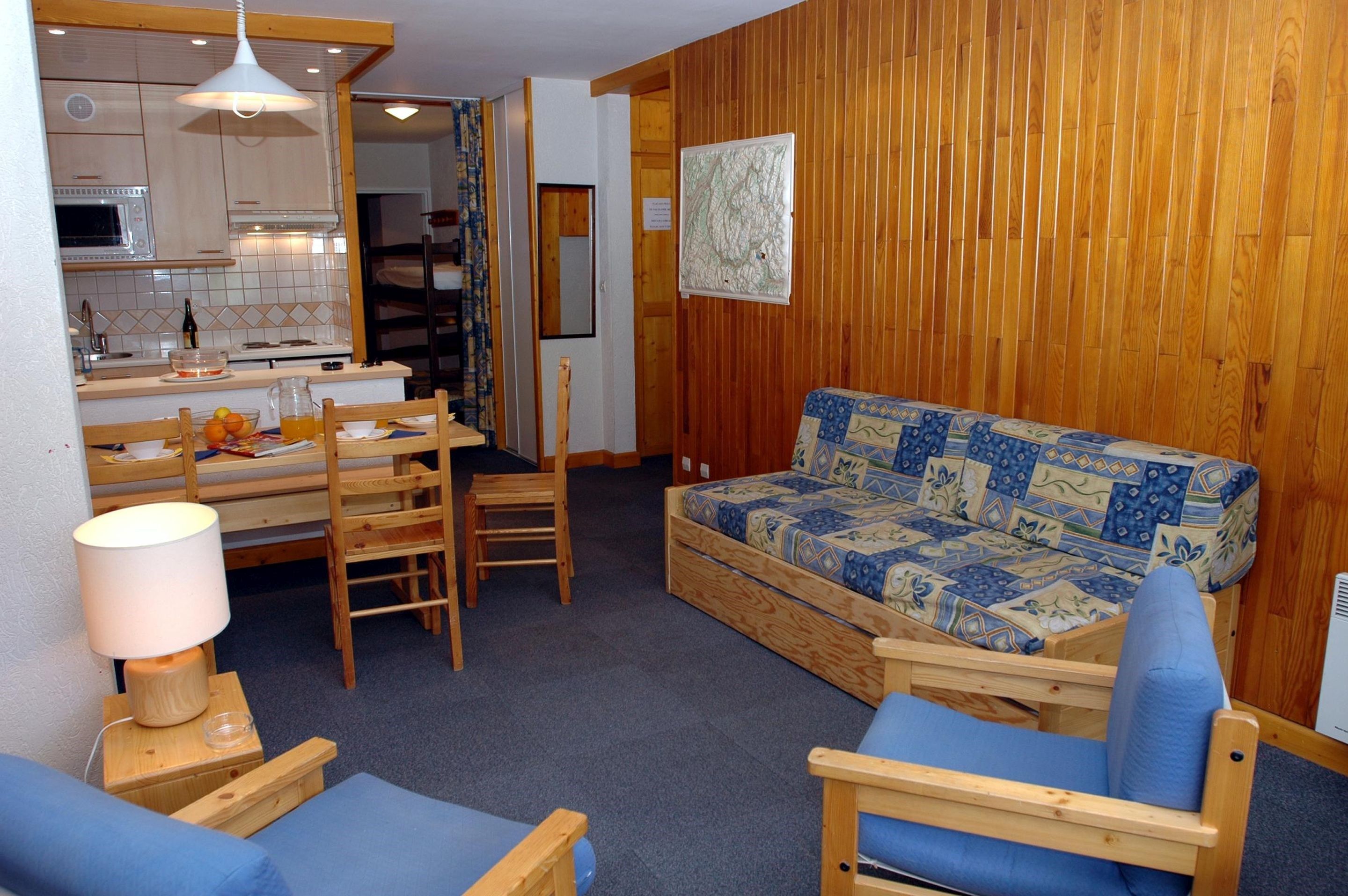 image Stay in our cozy and central studio in Tignes!