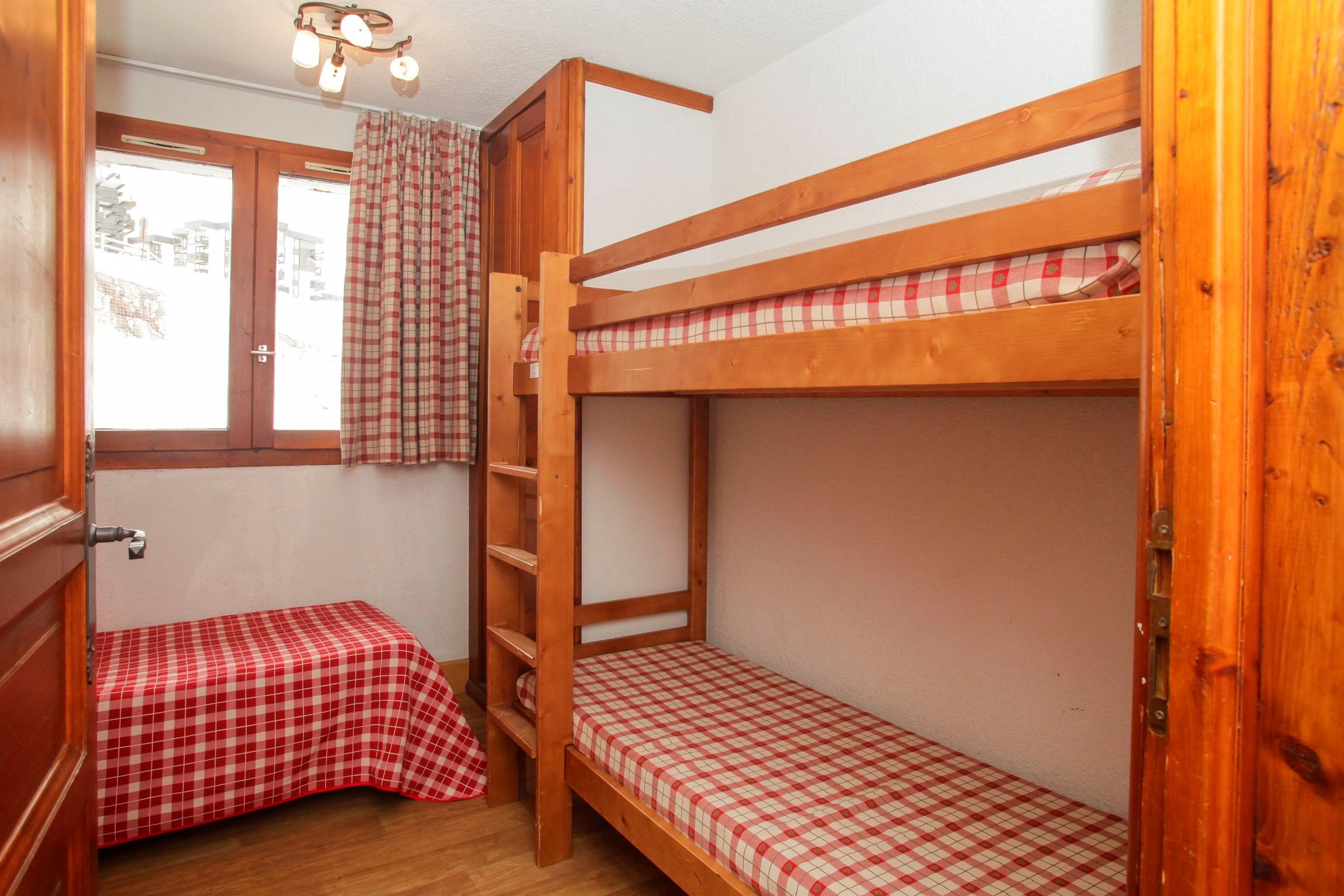 image The bedrooms may feature a variety of bedding options - please specify your preferences with our team upon booking!