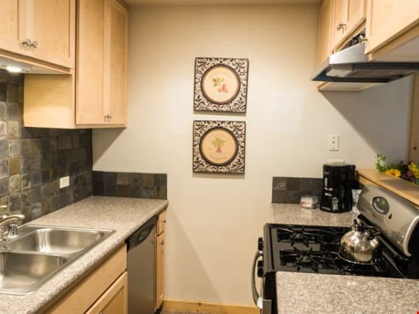 image Prepare meals in the comfort of your very own fully-equipped kitchen.