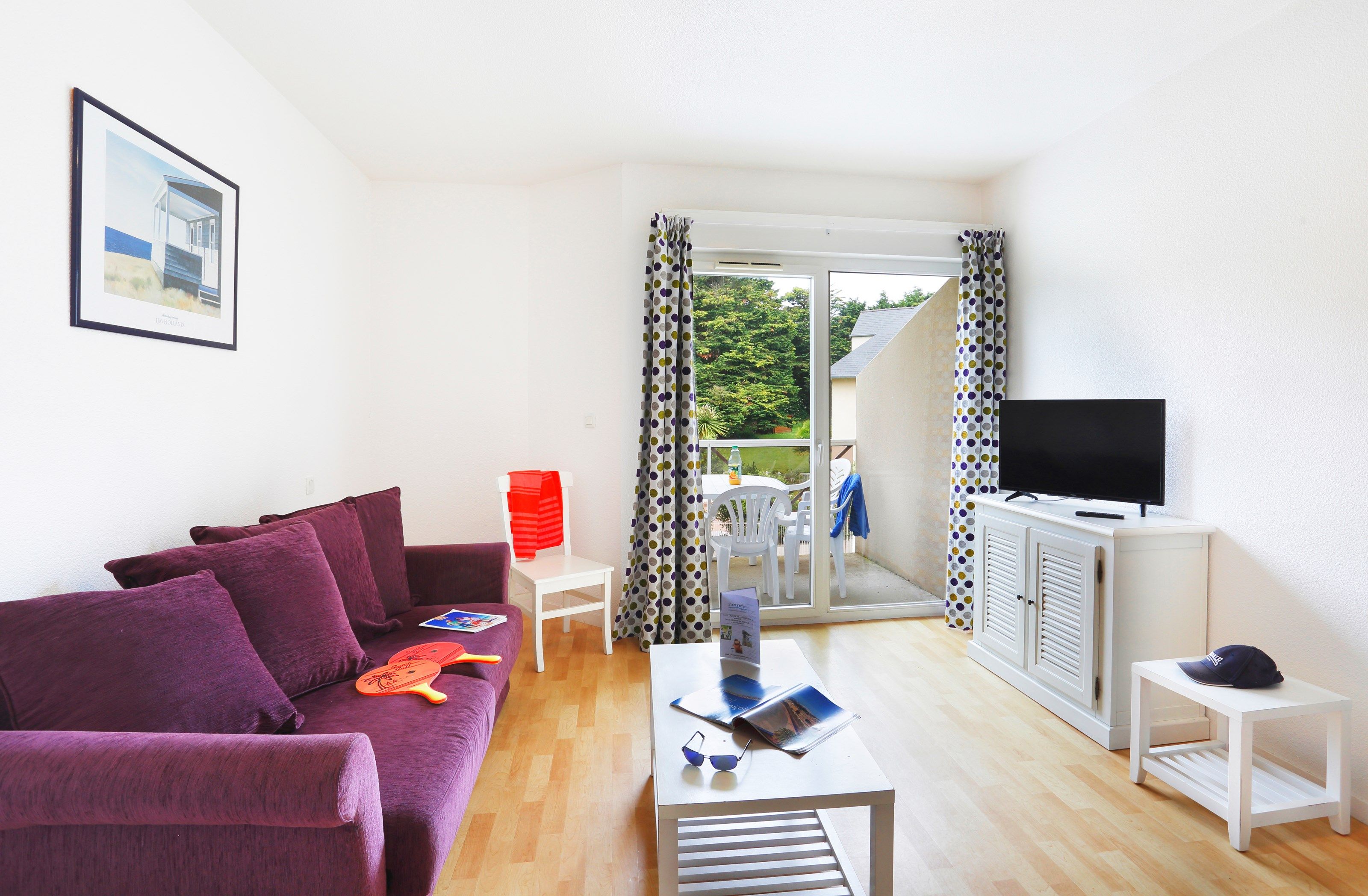 image Welcome to our lovely 2 Bedroom Apartment in Saint-Briac-Sur-Mer!