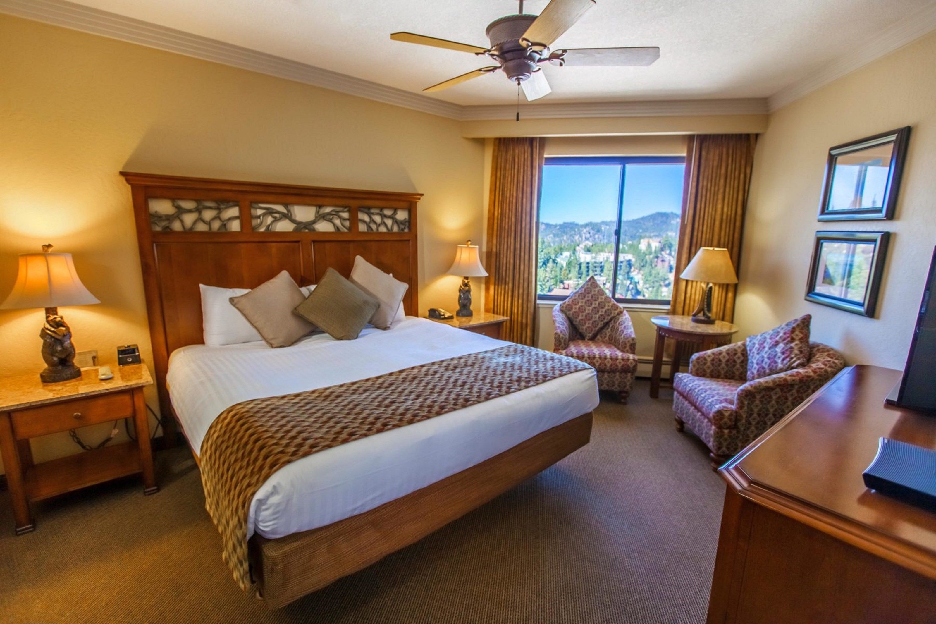 image Welcome to your cozy and elegant Lake Tahoe retreat, featuring a plush King bed.