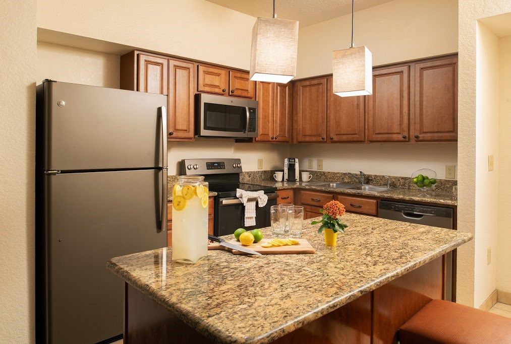 image Cook up a storm in the fully-equipped kitchen and enjoy your food in the dining area.