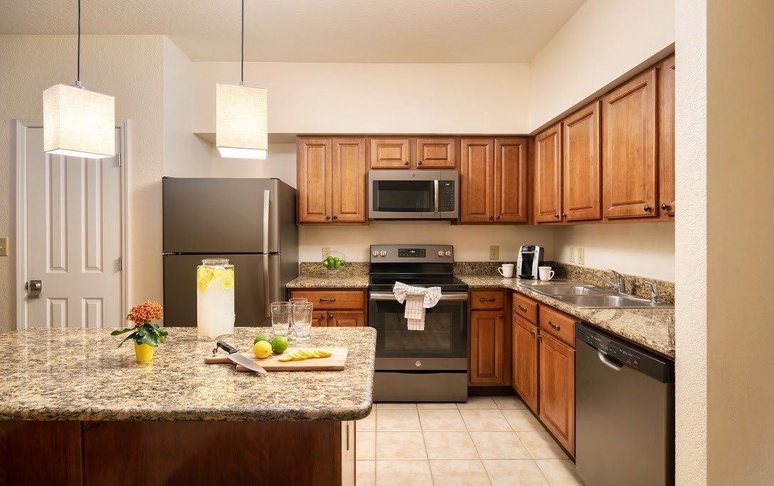 image Welcome to the bright and equipped 3 bedroom suite.