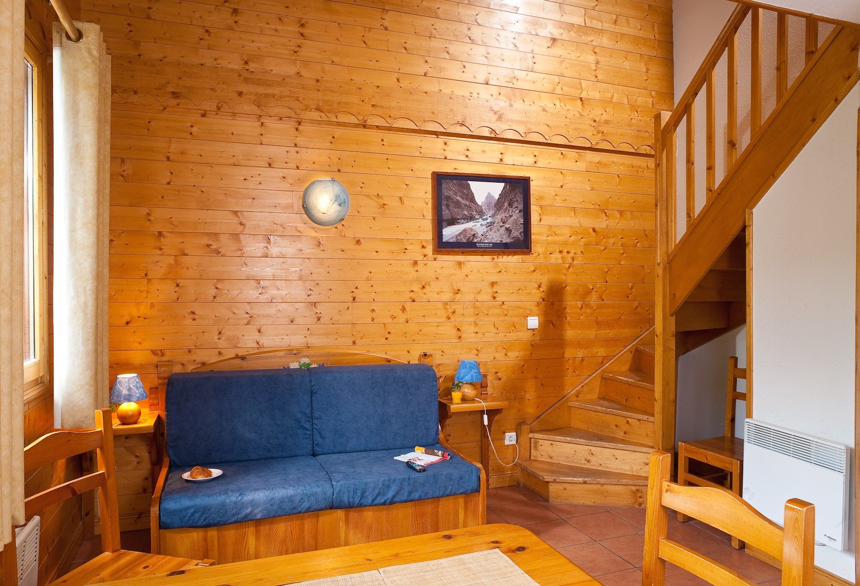 image Welcome to our cozy and warm ski-in/ski-out chalet in La Plagne Soleil!