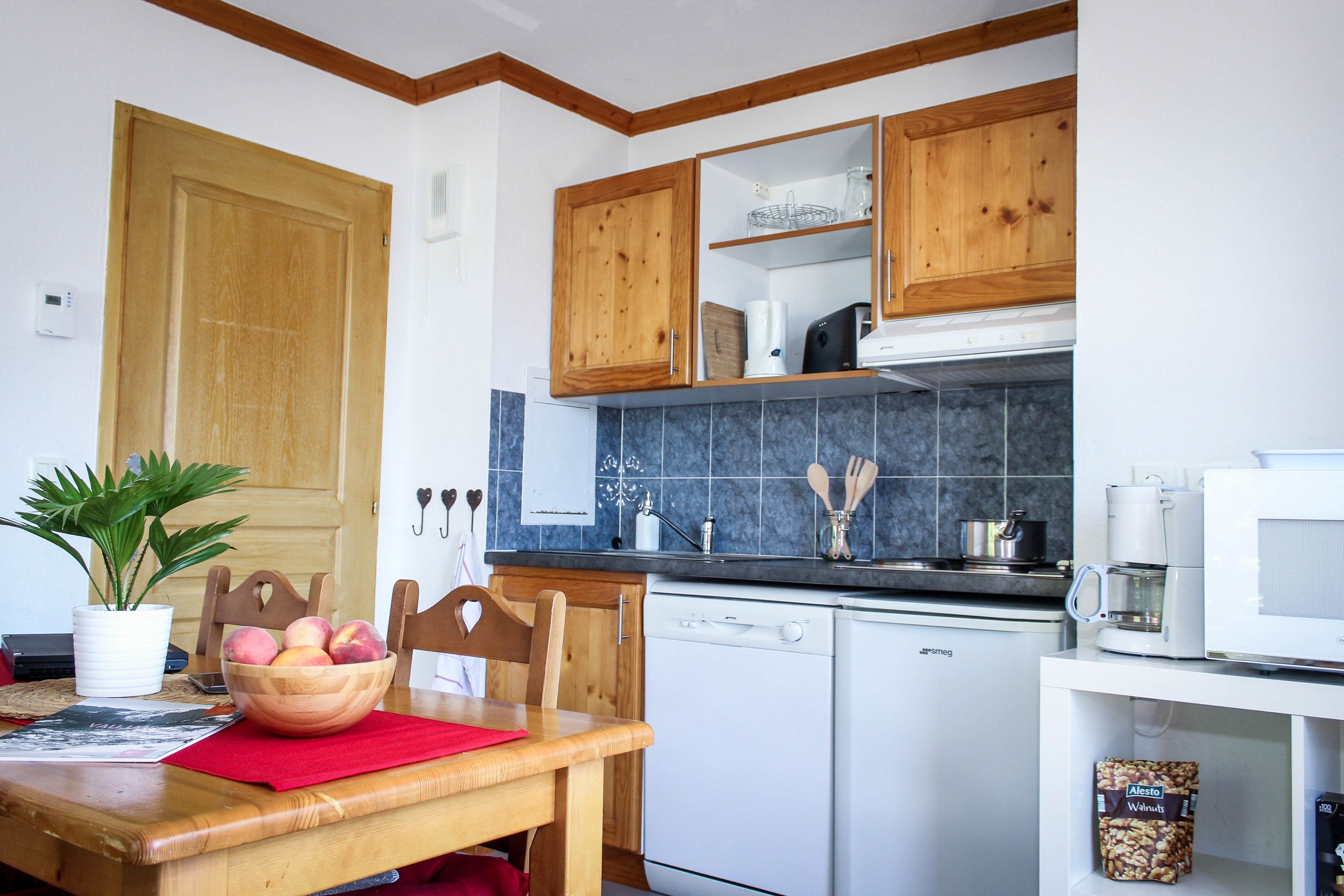 image Enjoy a quick snack in your kitchen.