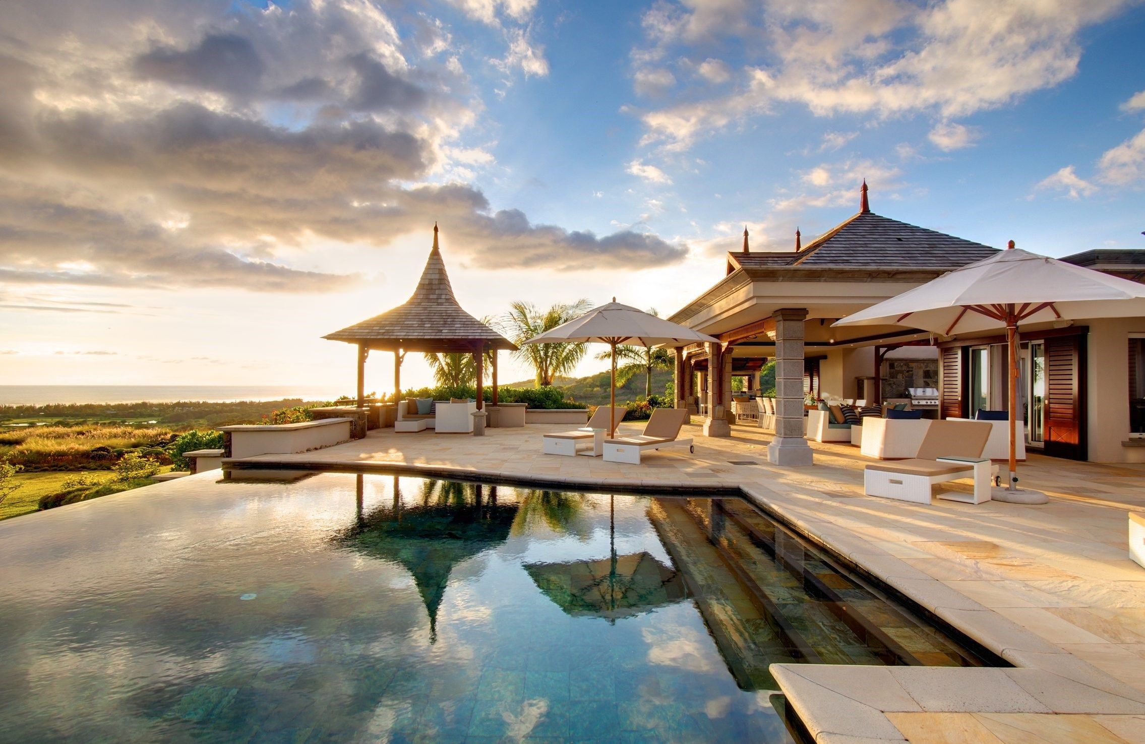 image Welcome to your gorgeous villa with a private pool!