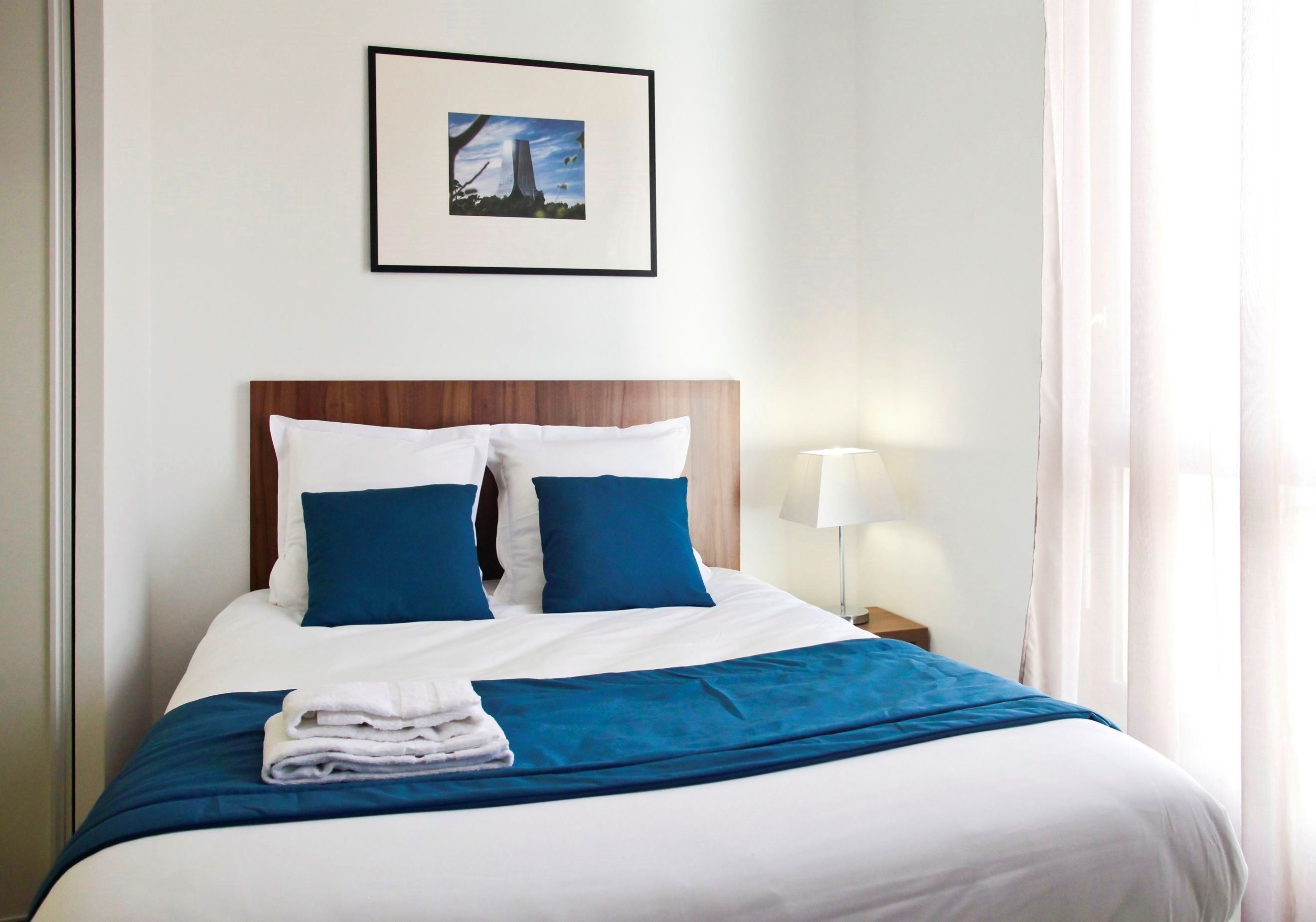 image Fall asleep in the cozy Double bed.