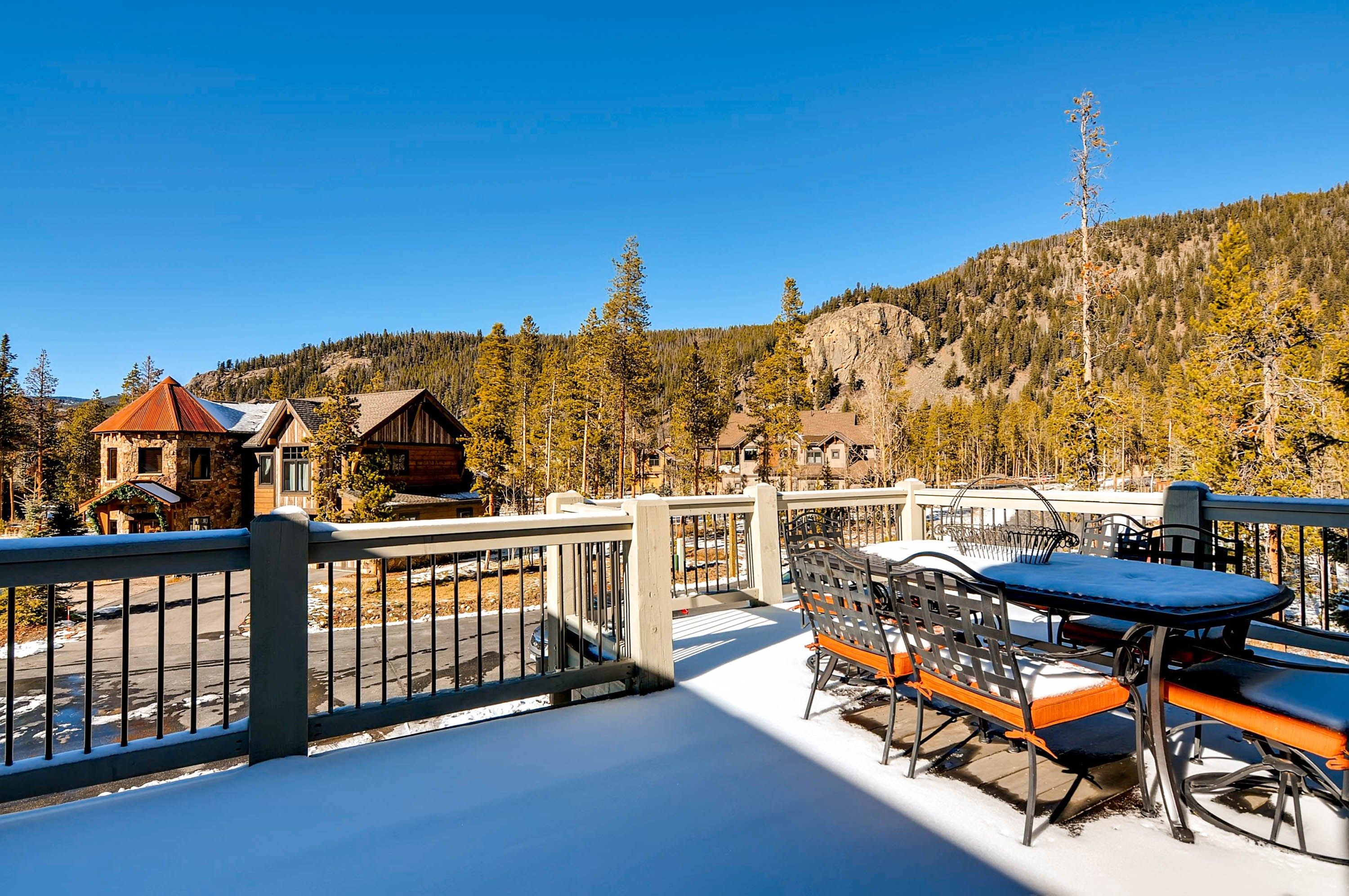 image Sit out and enjoy the Colorado sunshine on one of the patios and decks!