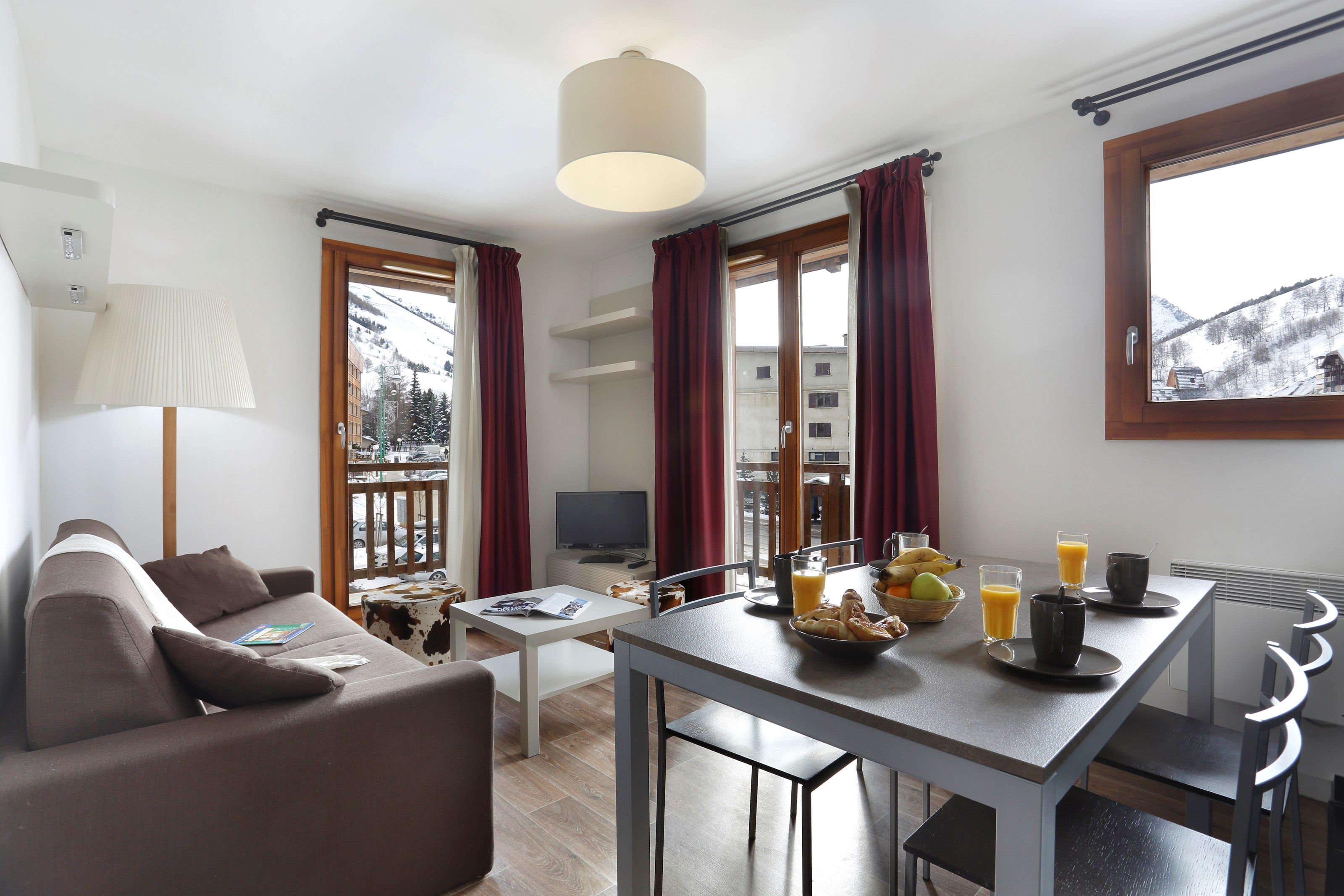 image Welcome to our cozy and charming apartment in Les Deux Alpes!