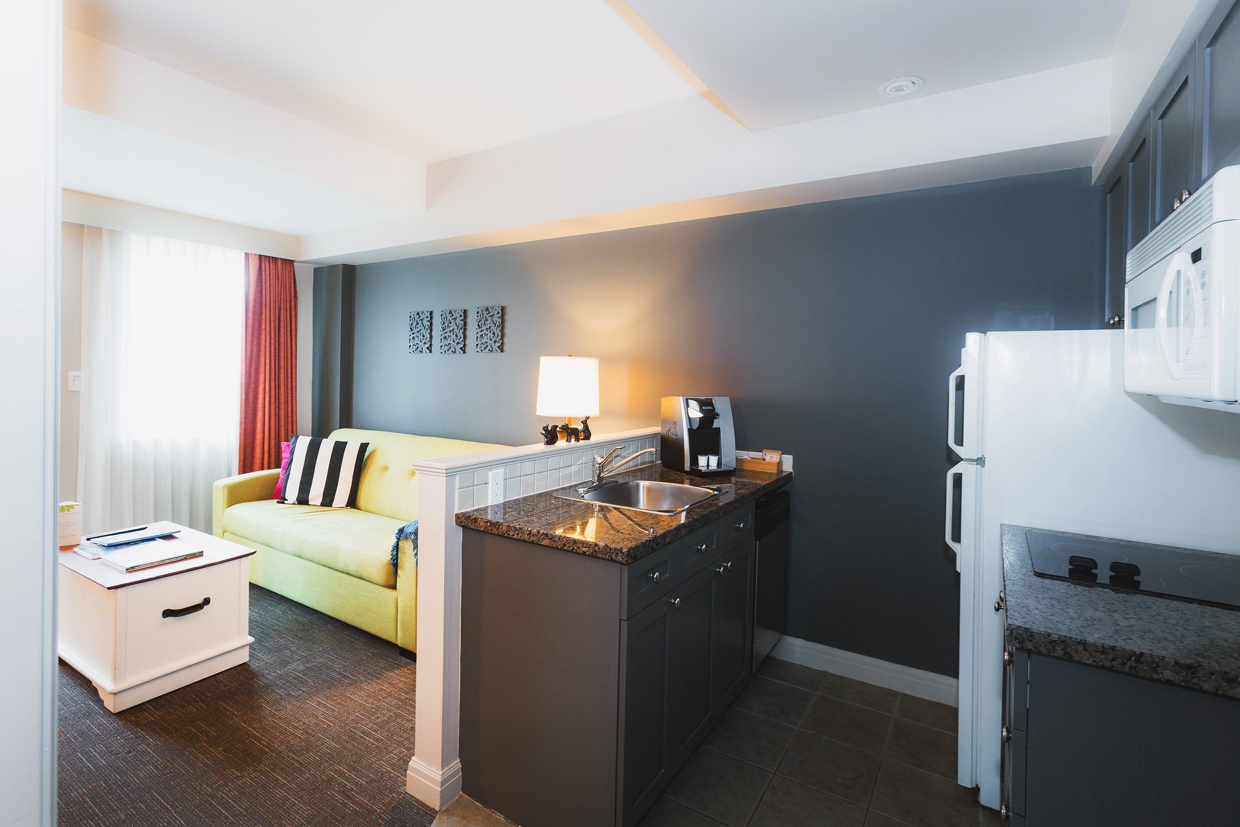 image Tuck into a great snack you’ve prepared in your kitchenette.