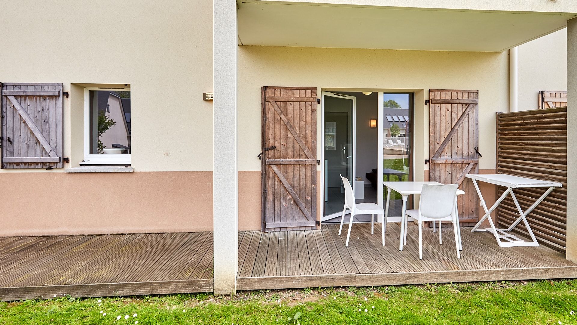 image Open the door and step out onto your terrace!