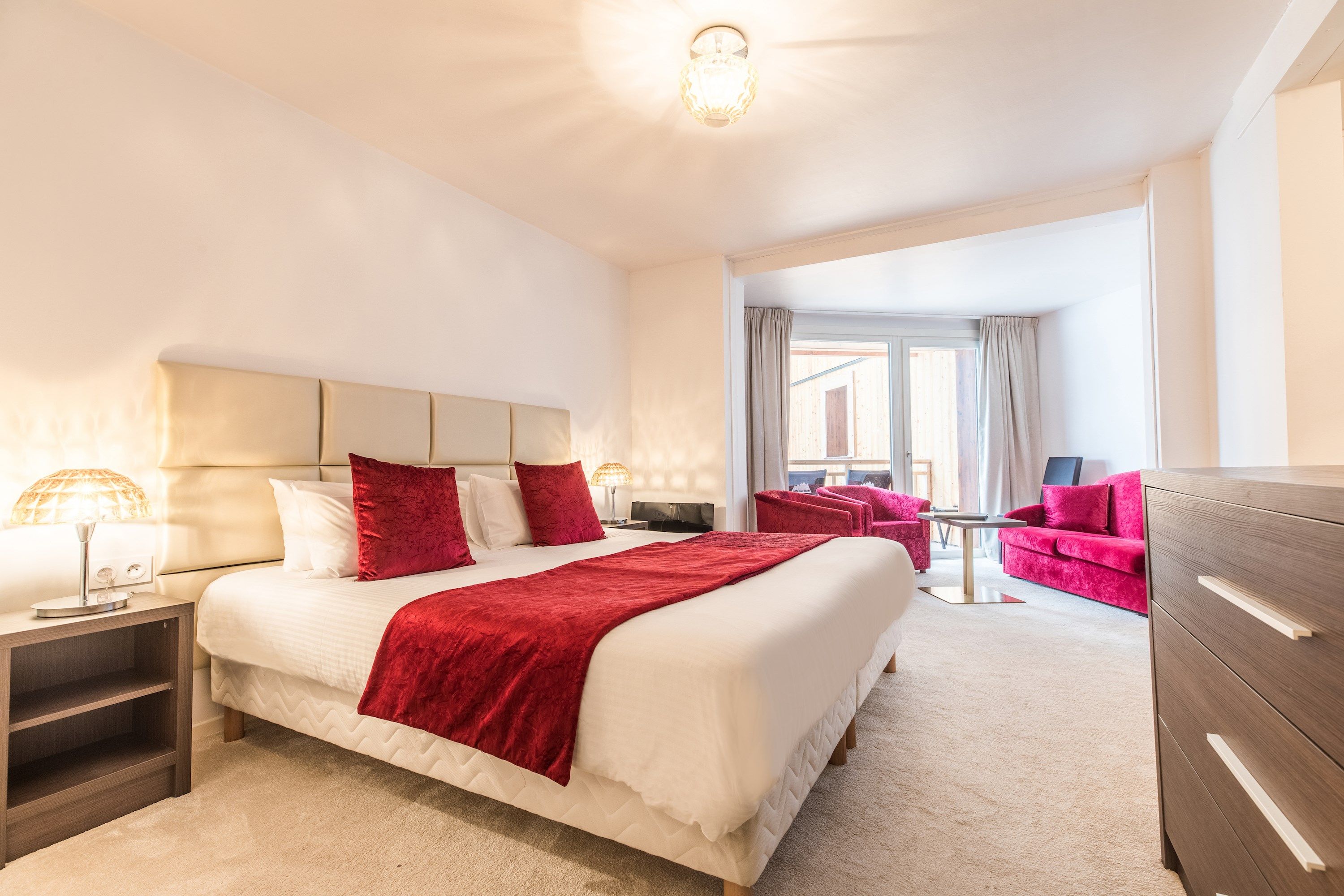 image Fall asleep in our cozy bedroom, which has either a Double bed or 2 Single beds.