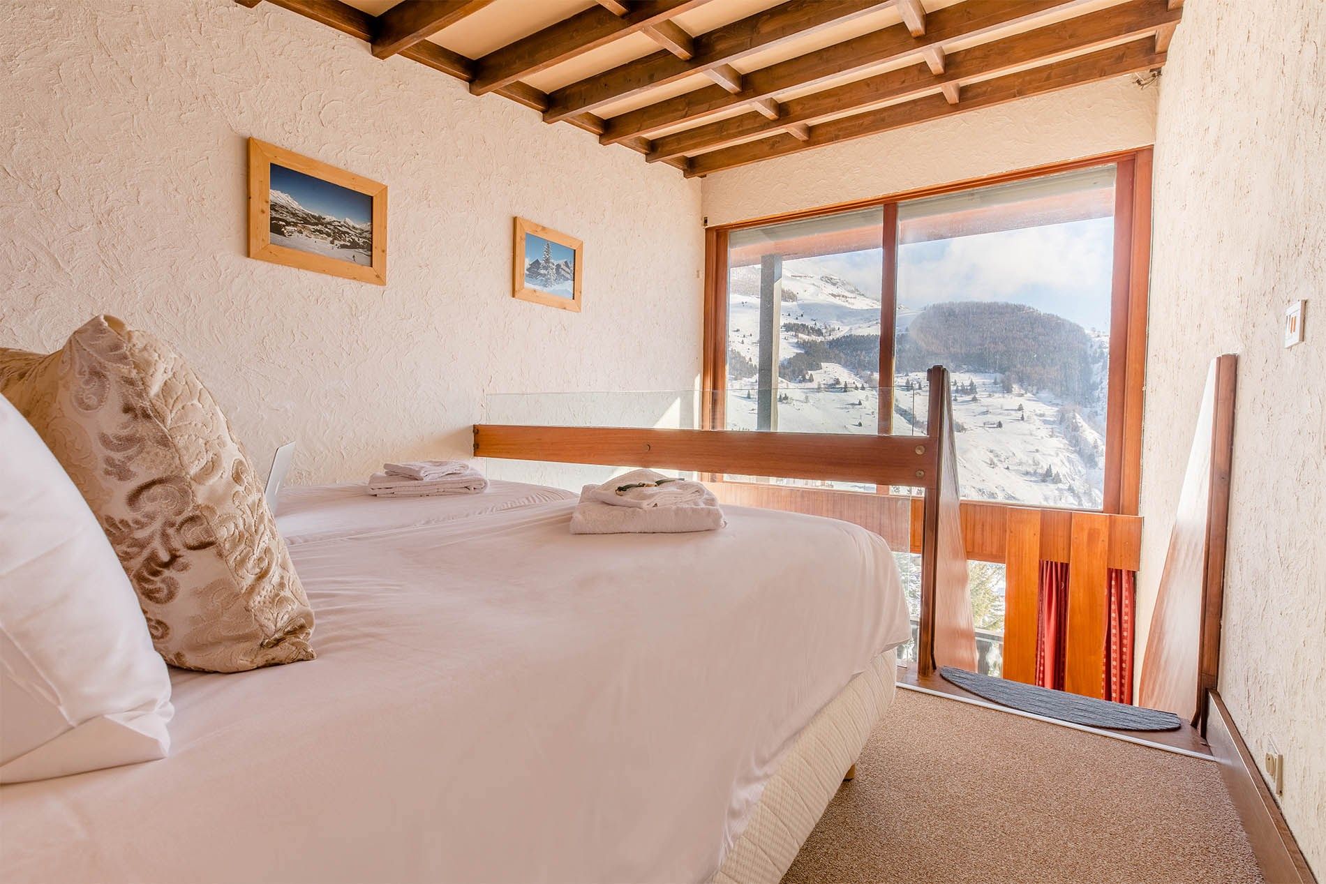 image Drift to sleep in the comfortable Double bed (or 2 Single beds) after a wonderful day outside.