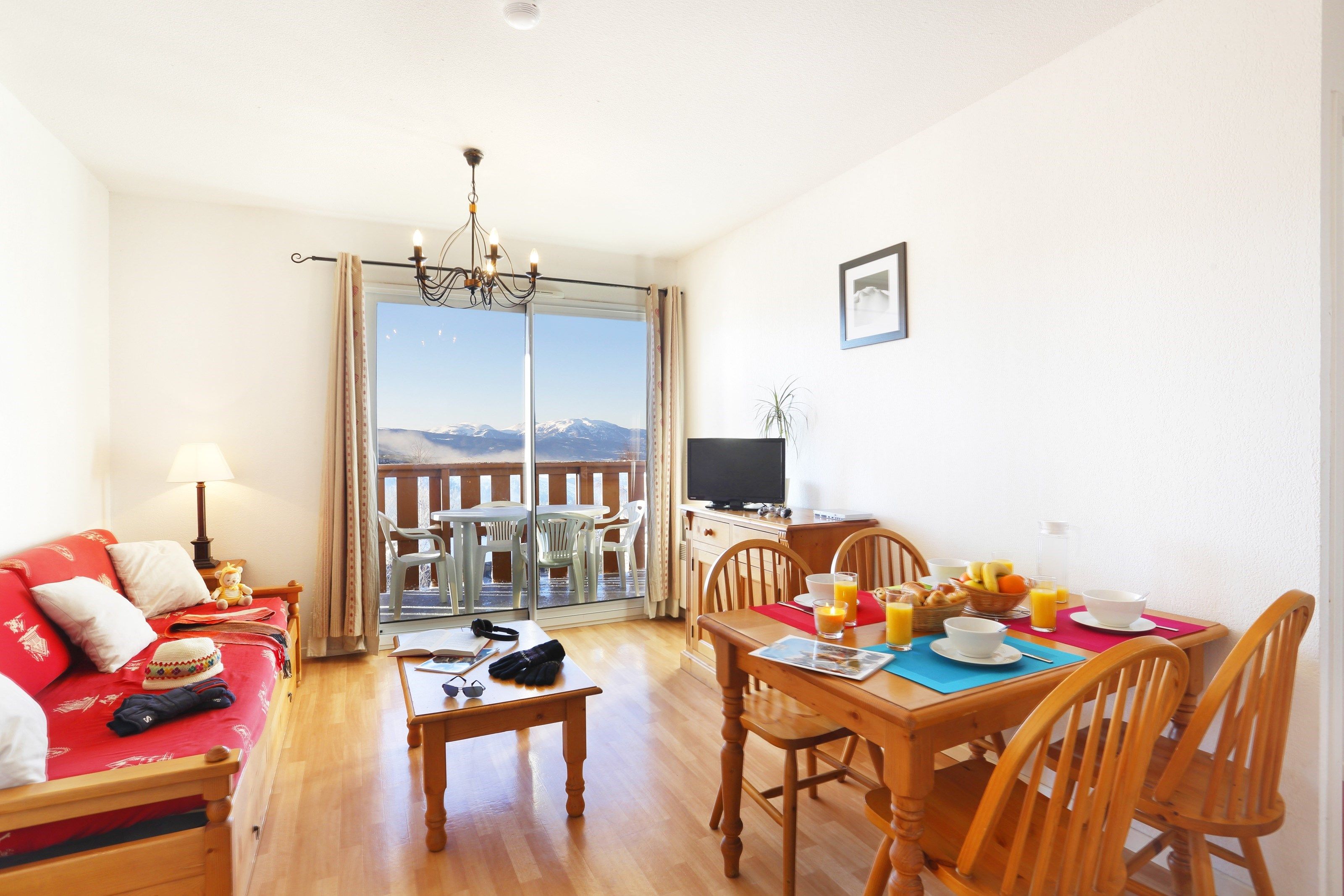 image Welcome to our chalet-inspired 1 Bedroom Apartment in Font Romeu!