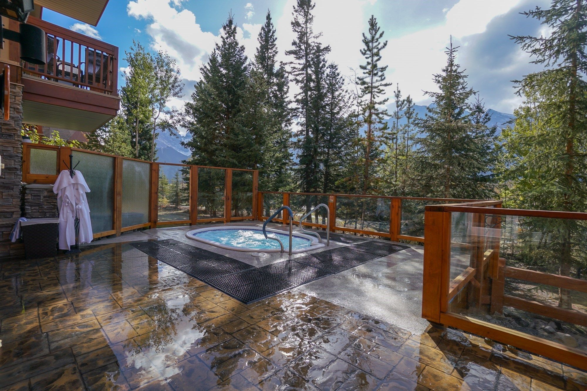 image Relax in the shared hot tub.