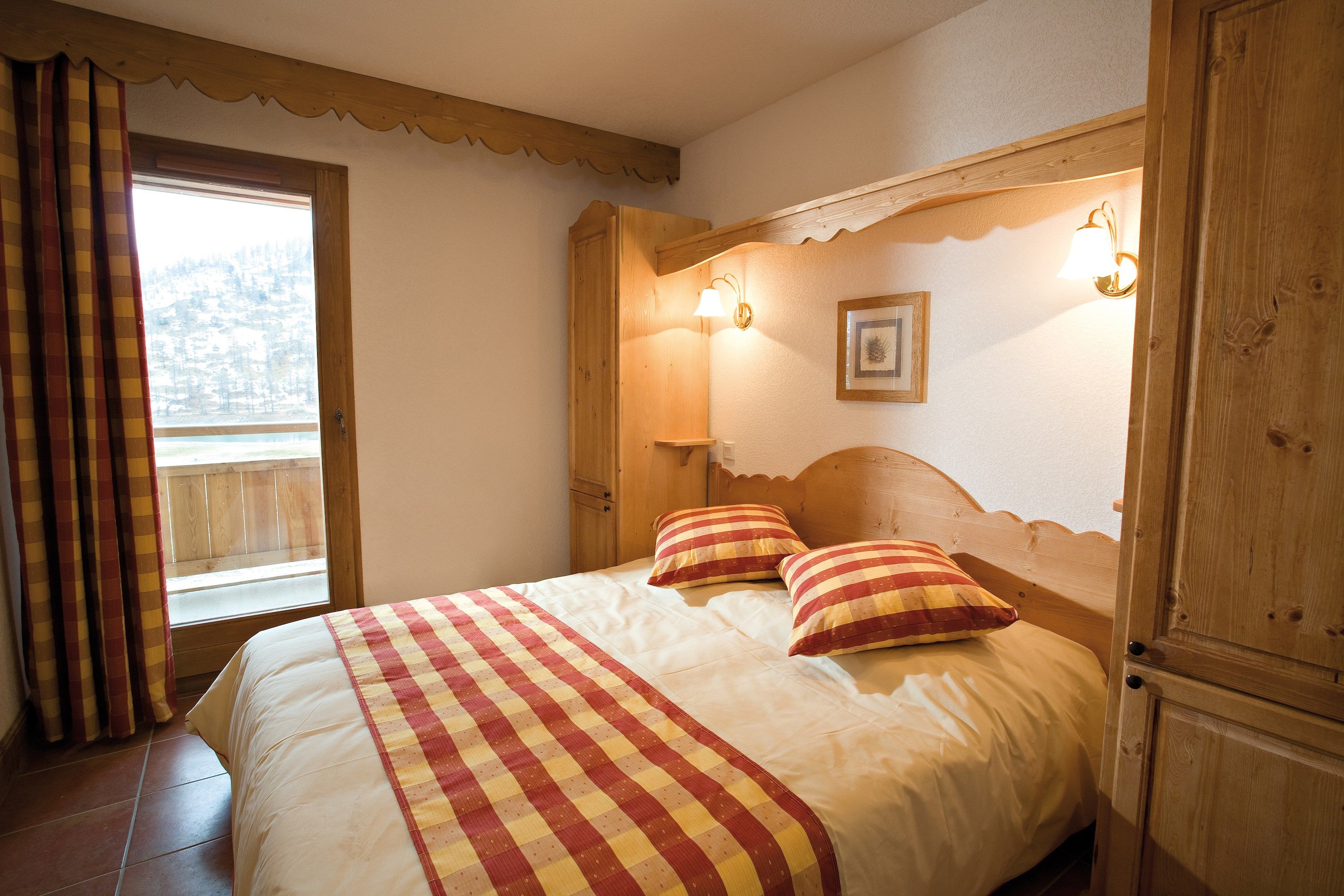 image Relax on the comfy Single beds (which can be twinned) after a day outside.