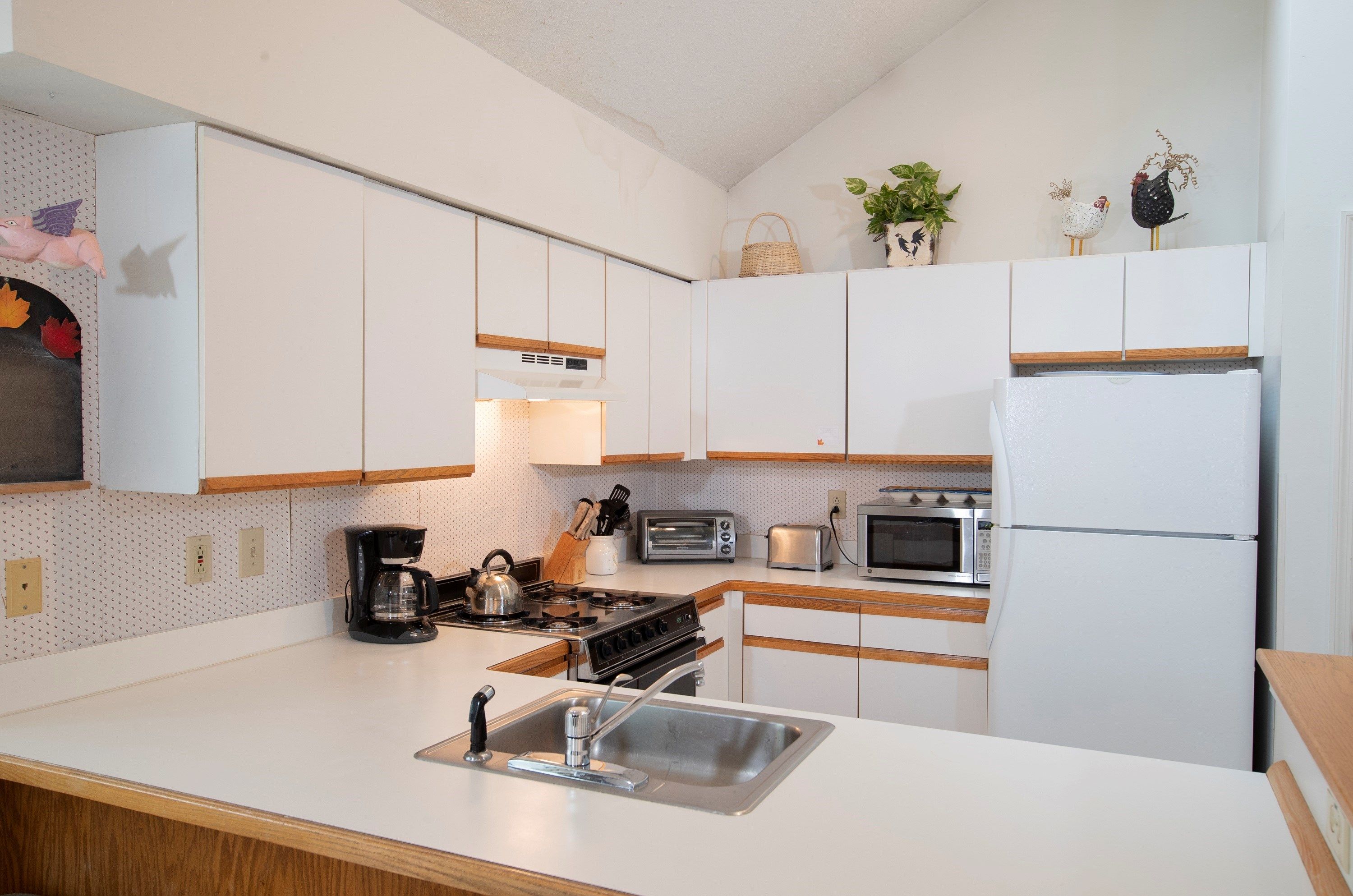 image Prepare meals in the comfort of your very own kitchen.