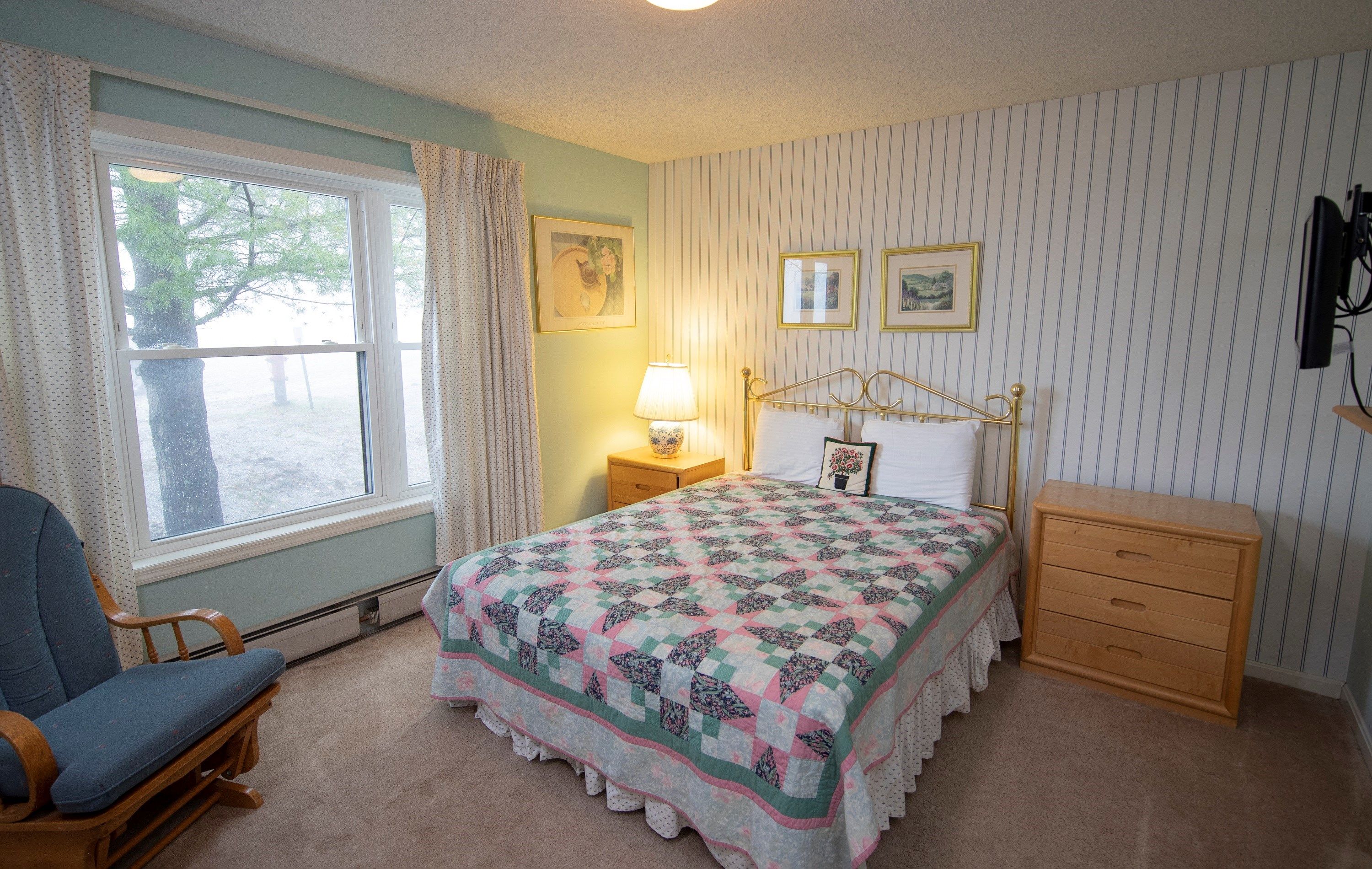 image Sink into the cozy bedding in the bedrooms.