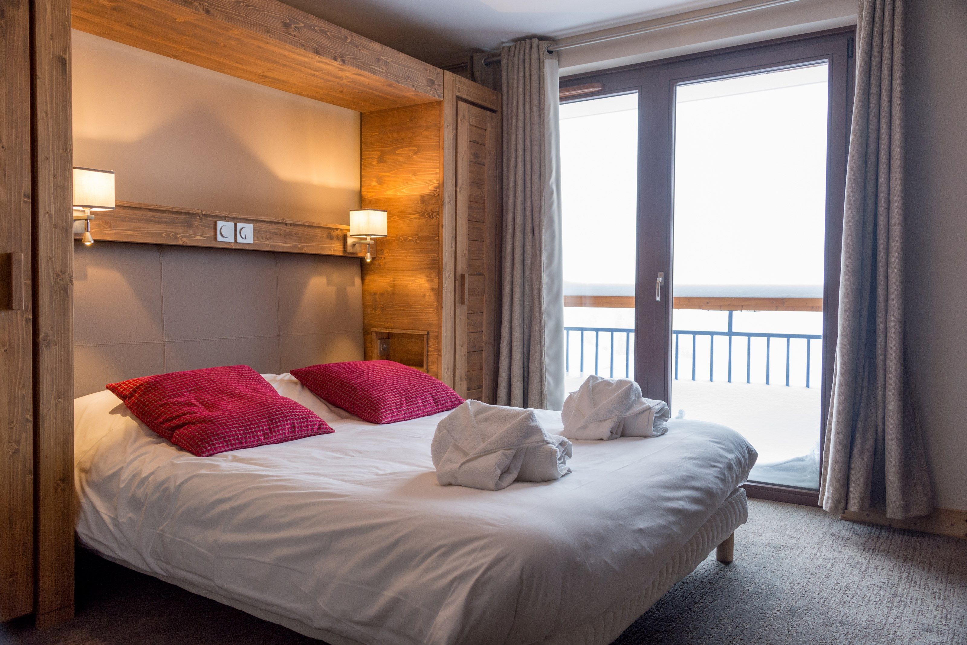 image Drift to sleep in the comfortable Double bed in the bedroom (PLEASE NOTE that the bedroom may NOT have private balcony/terrace access).