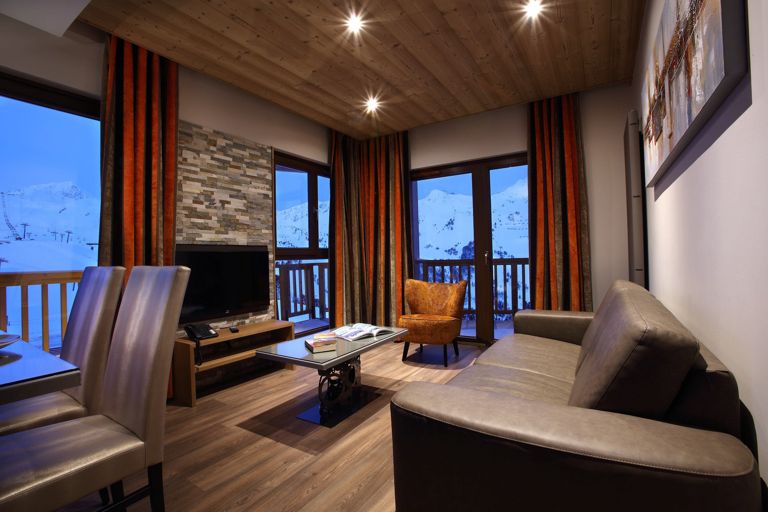 image Stay in our charming and equipped south-facing apartment!