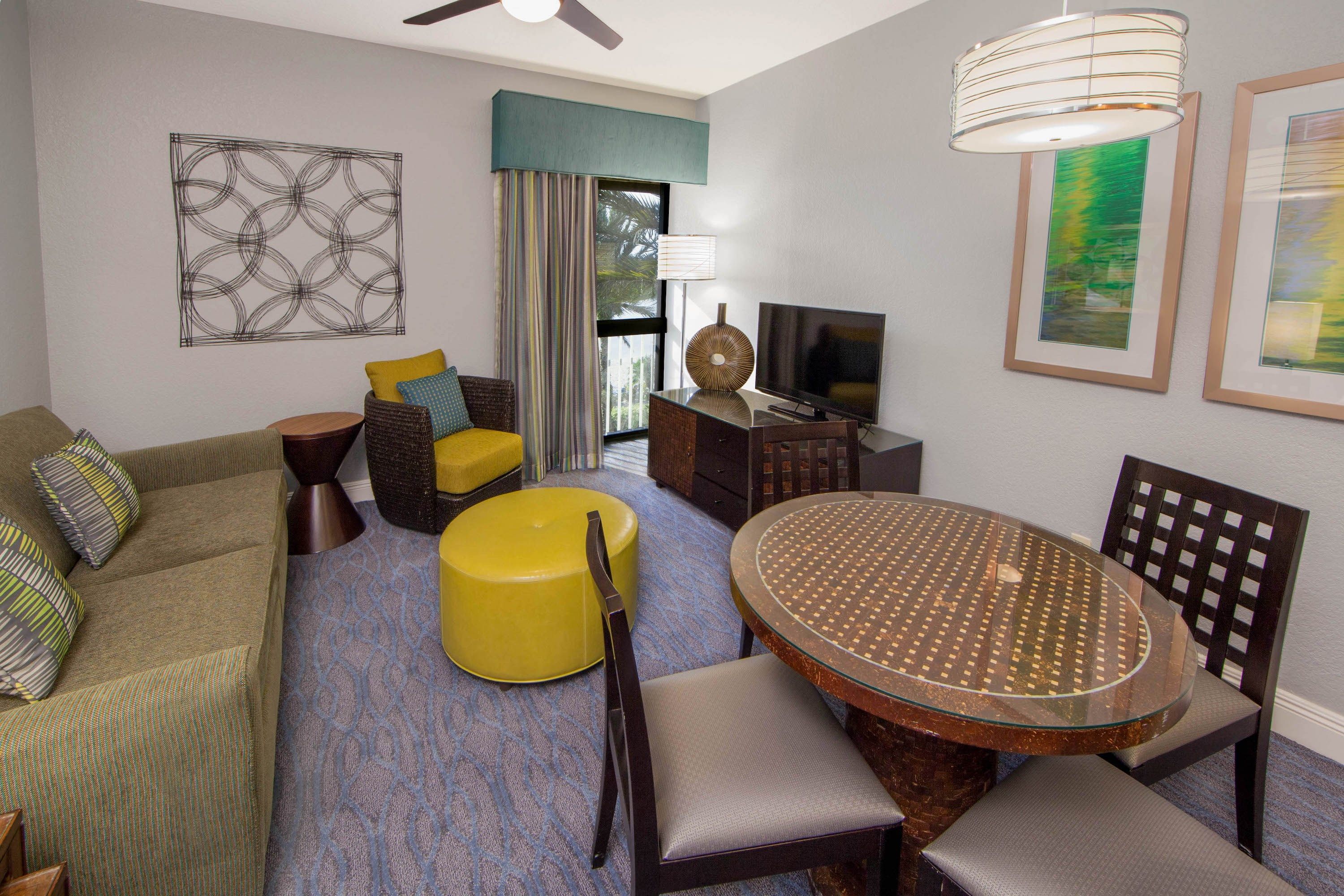 image Relax in the living area.