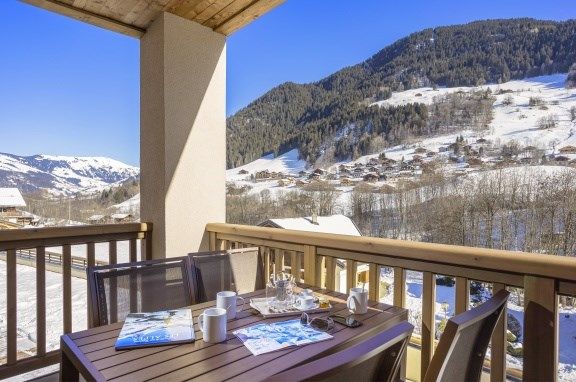 image Sit on your balcony or terrace and relax! Please note that views will vary.