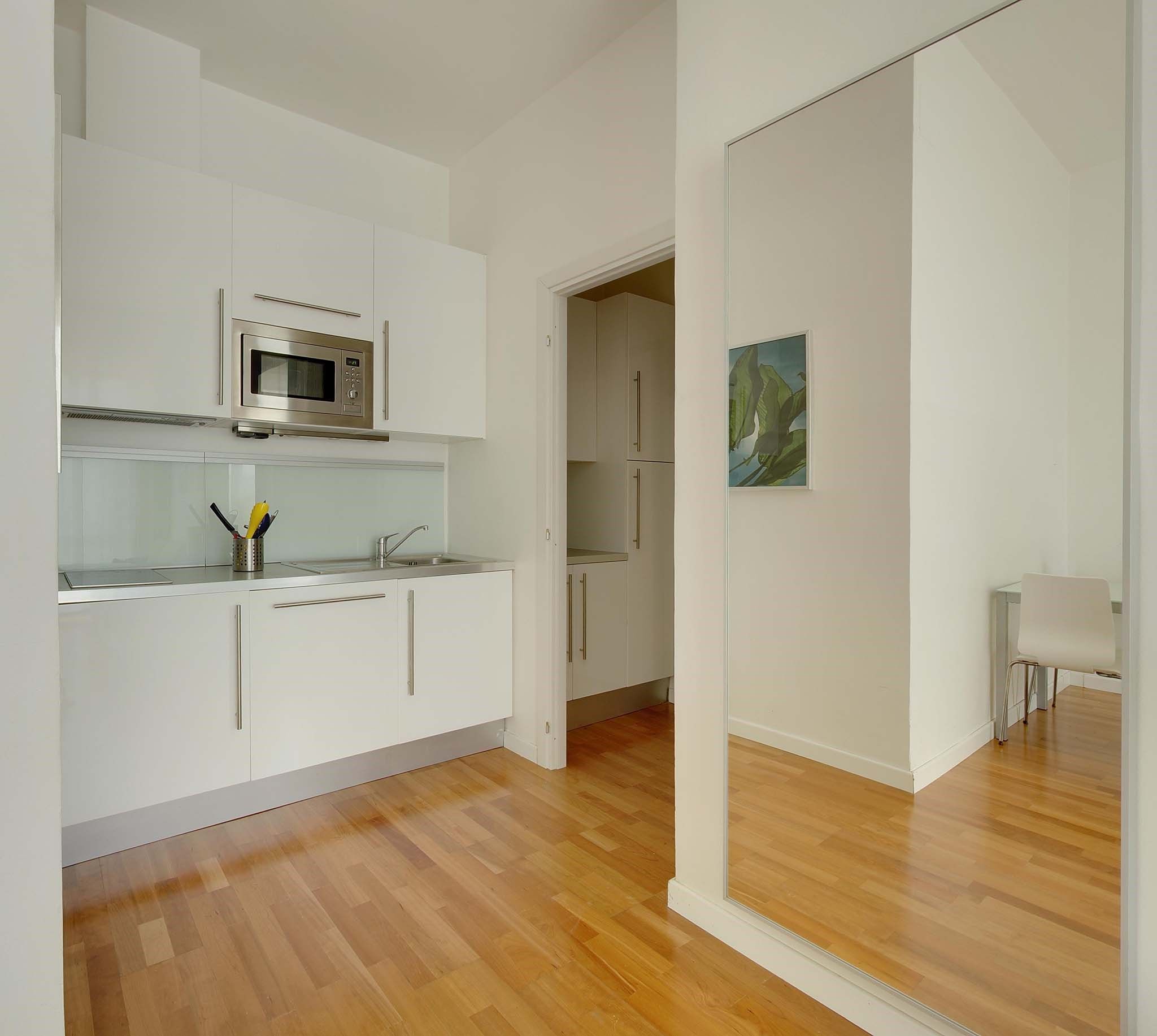 image Welcome to our elegant and modern suite.