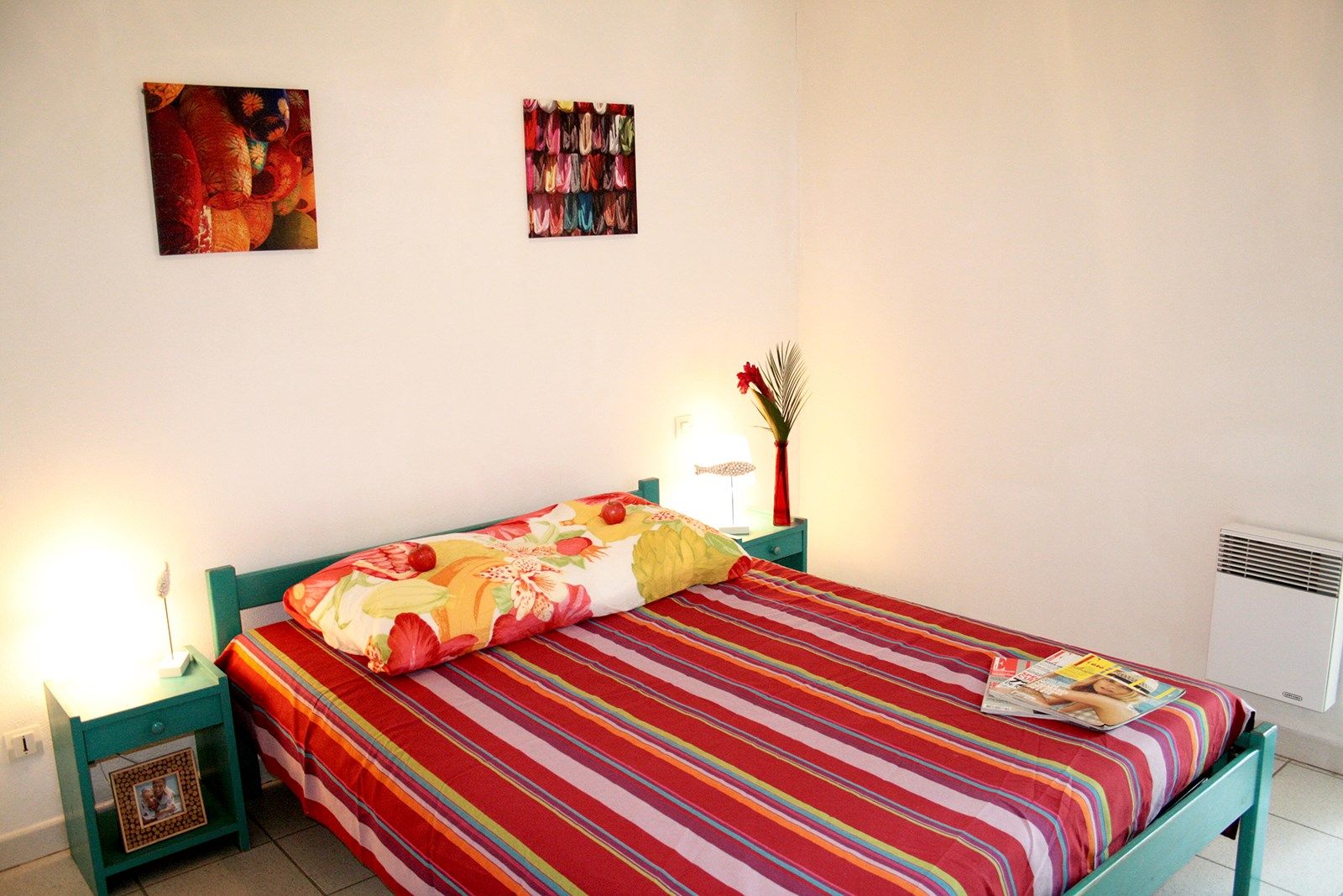 image The master bedroom features a cozy Double bed.