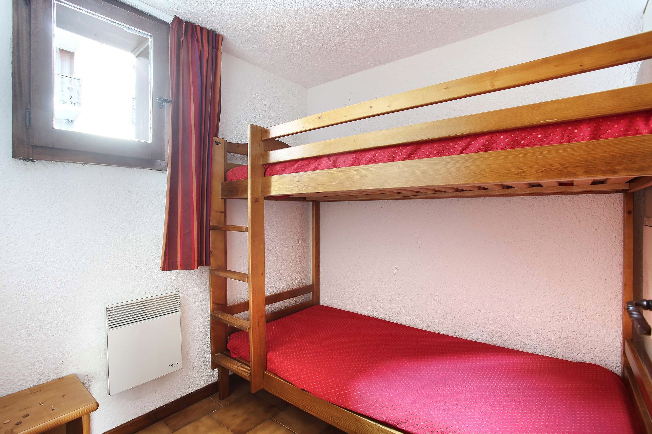 image The bedroom features a Bunk bed.