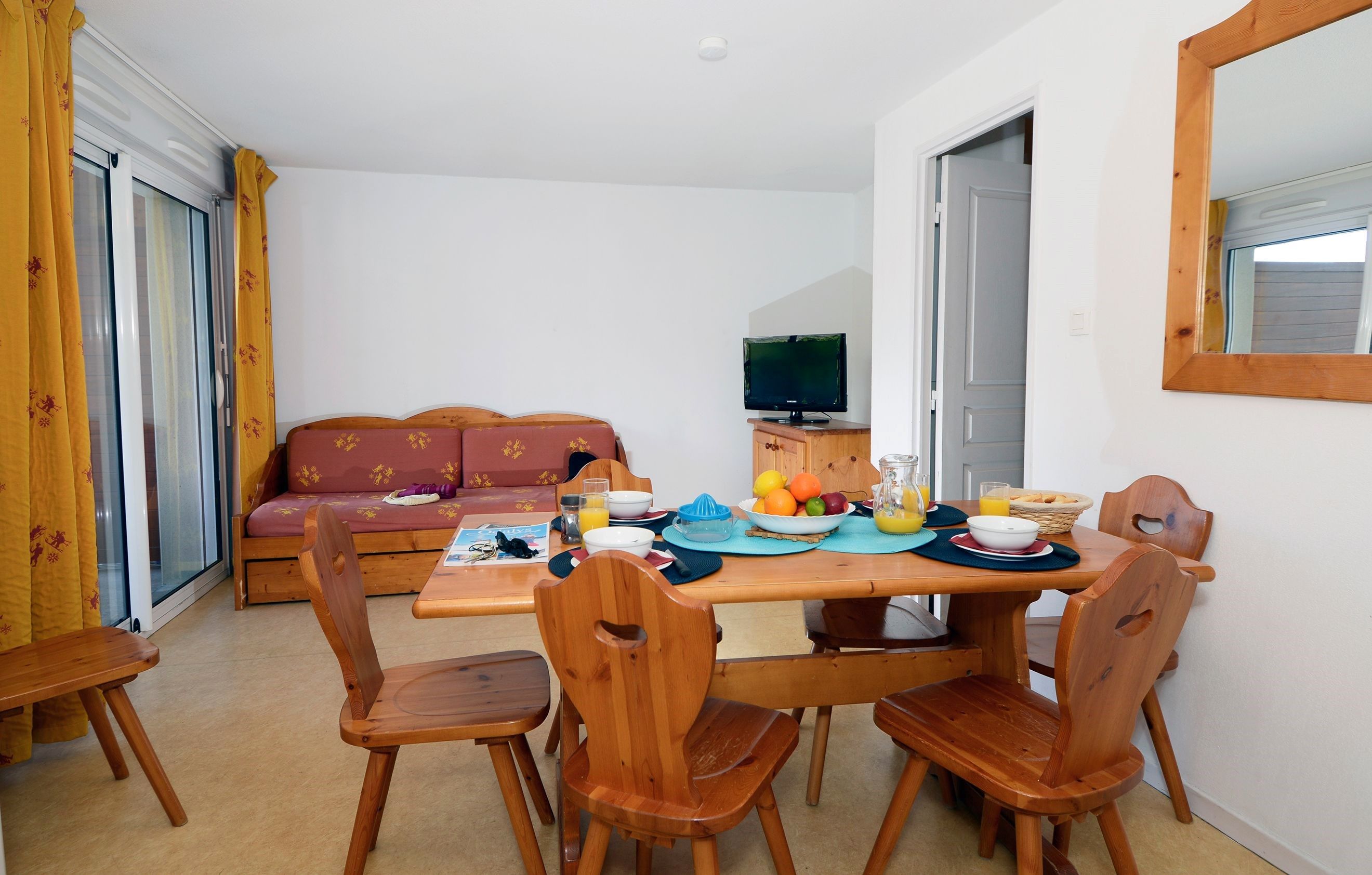 image Stay in our cozy duplex apartment in the mountains!