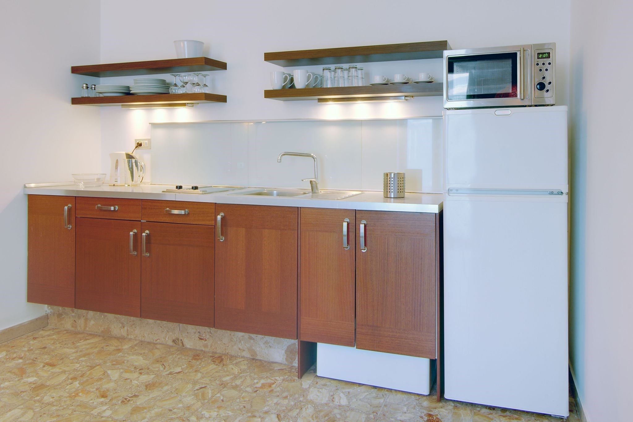 image Make a tasty meal in your own kitchenette!