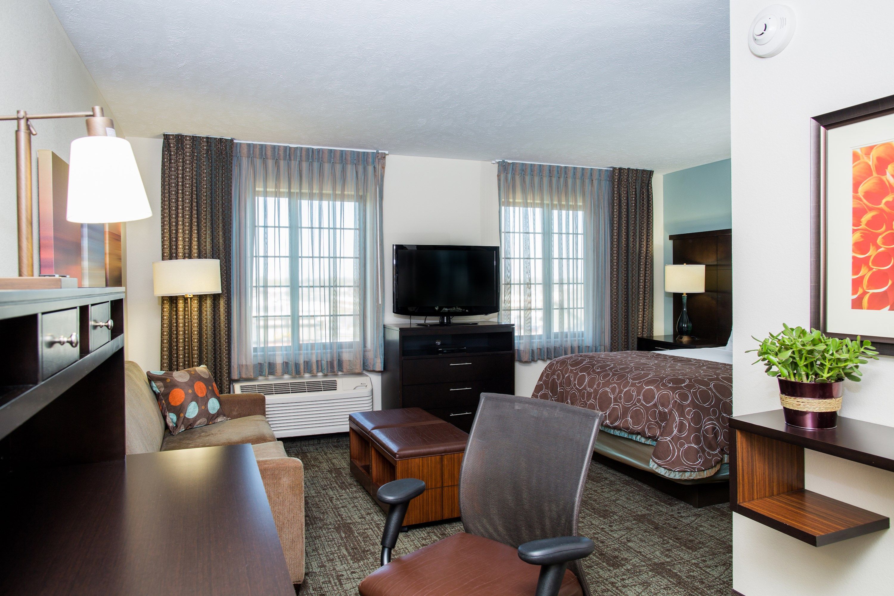 image Welcome to our modern suite!