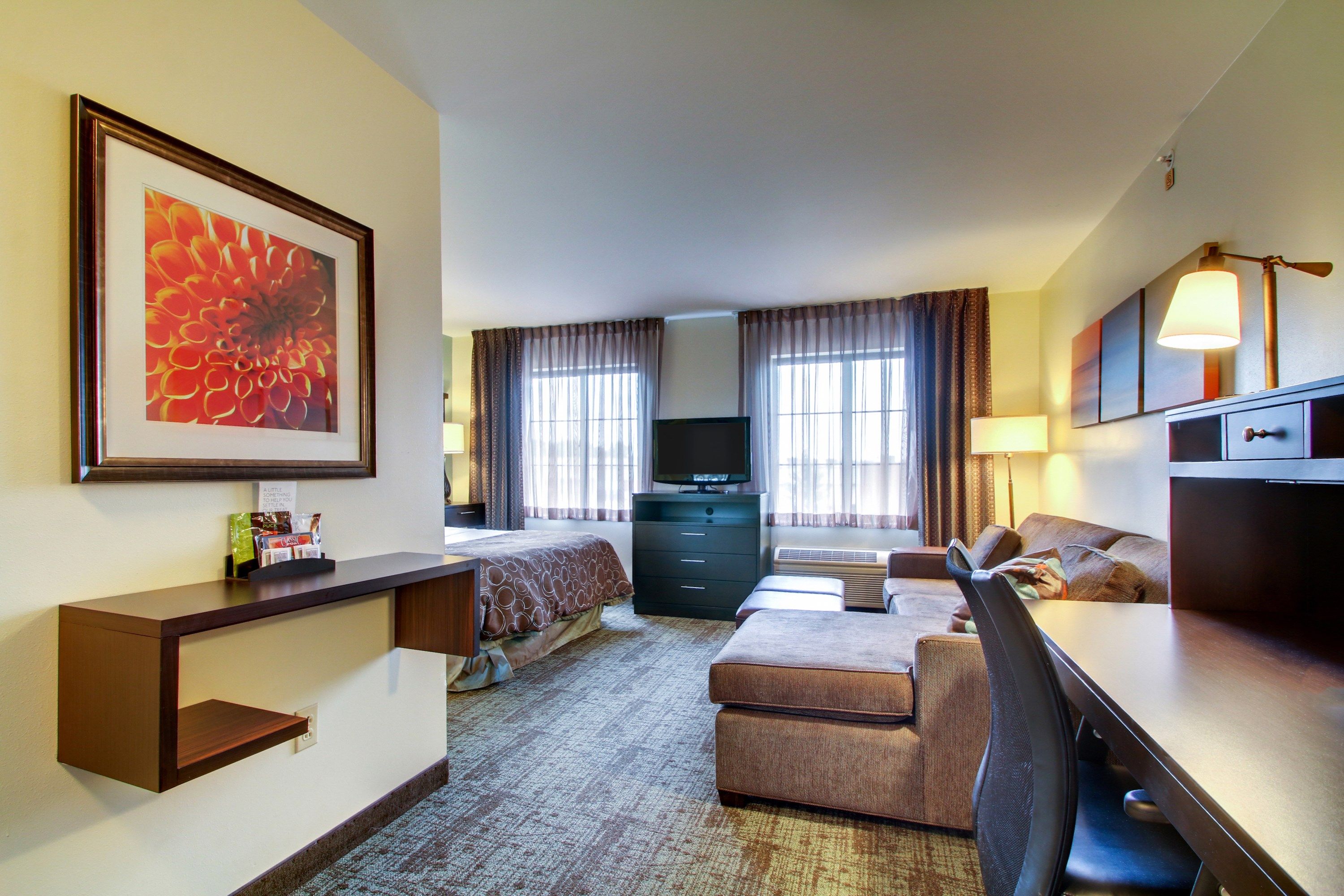 image Welcome to our elegant and modern suite.